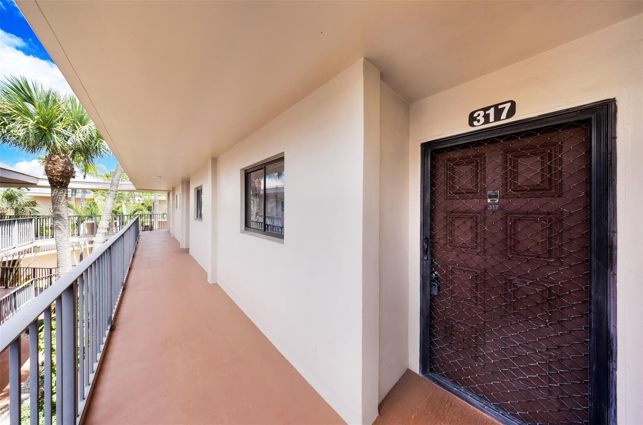 5250 Las Verdes Circle 317, Delray Beach, FL 33484 23