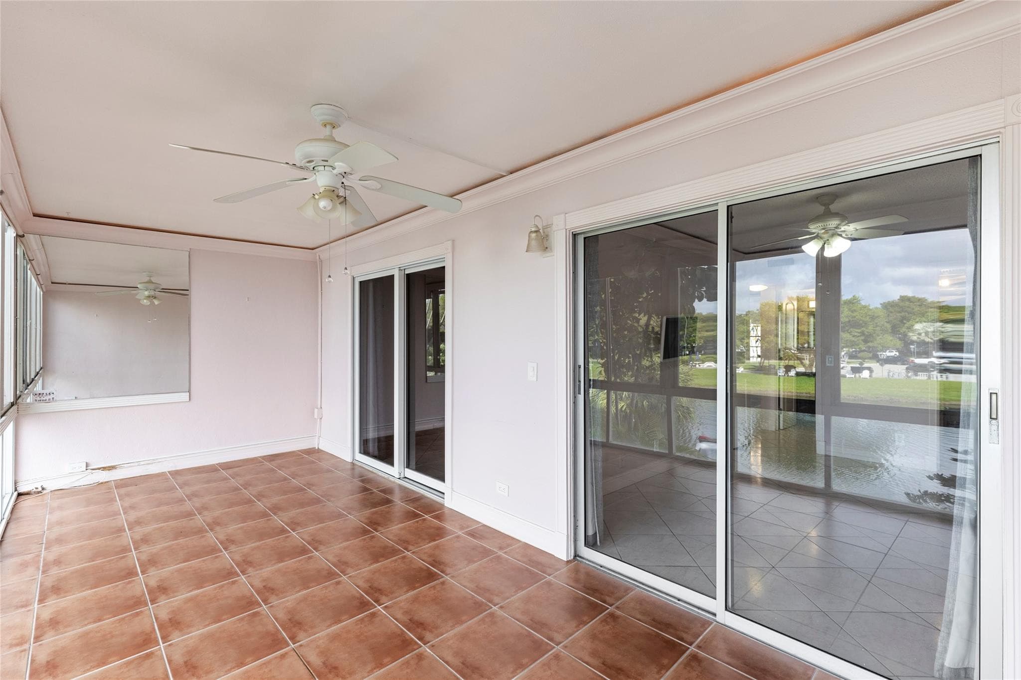 2122 Cambridge F 2122, Deerfield Beach, FL 33442 24
