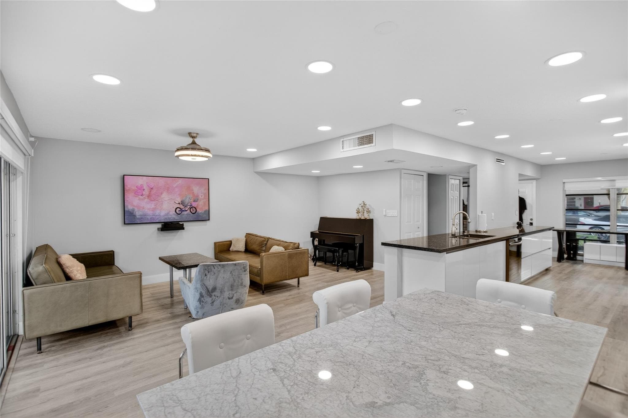 3331 Farragut Street 8d, Hollywood, FL 33021 5