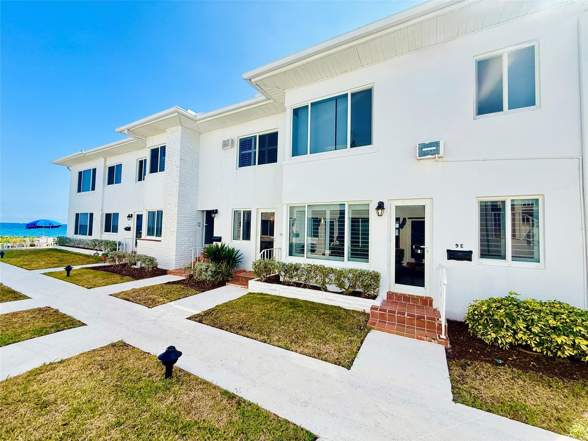 1187 Hillsboro Mile 9e, Hillsboro Beach, FL 33062