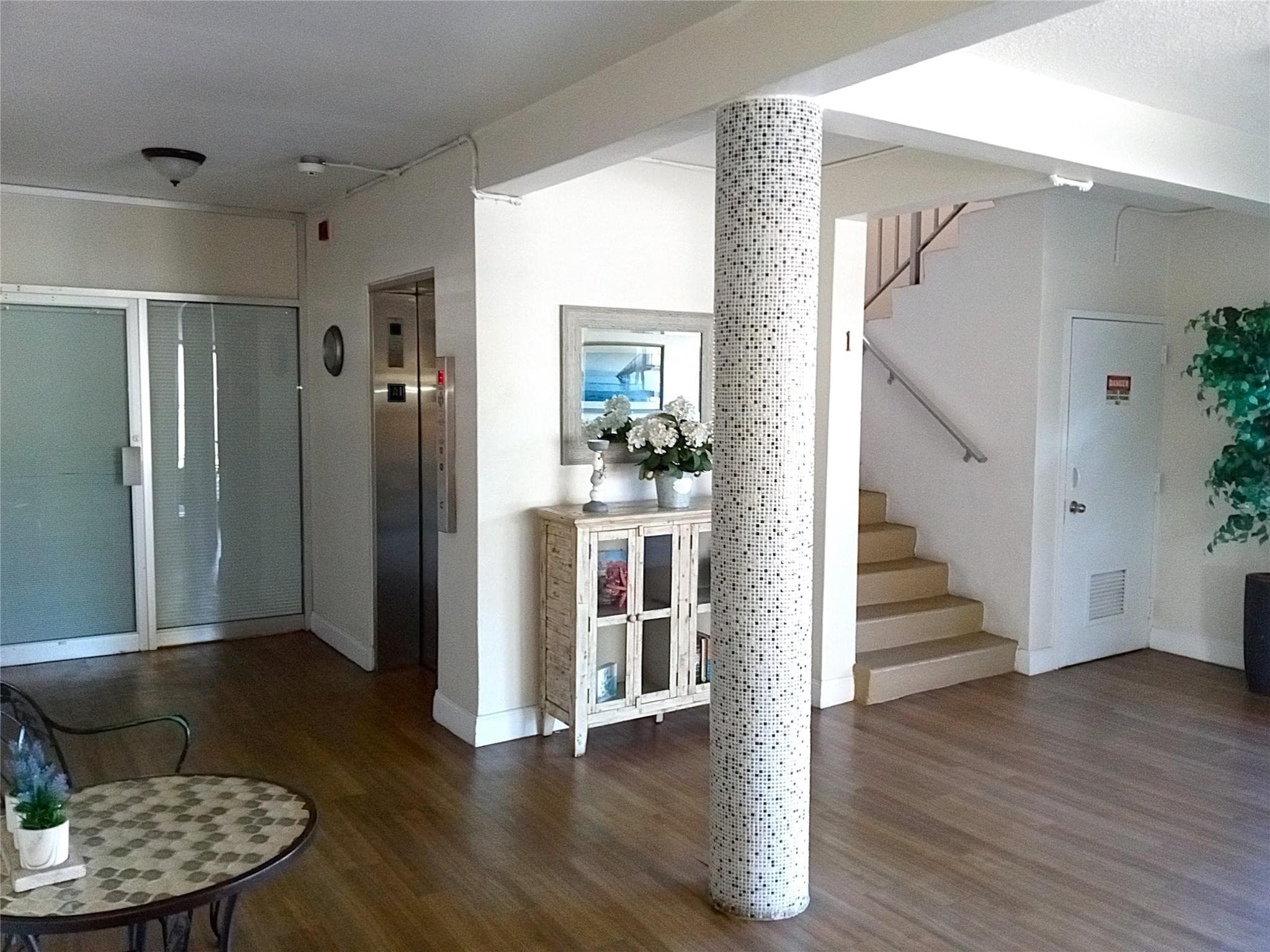 2010 Fillmore Street 303, Hollywood, FL 33020 8