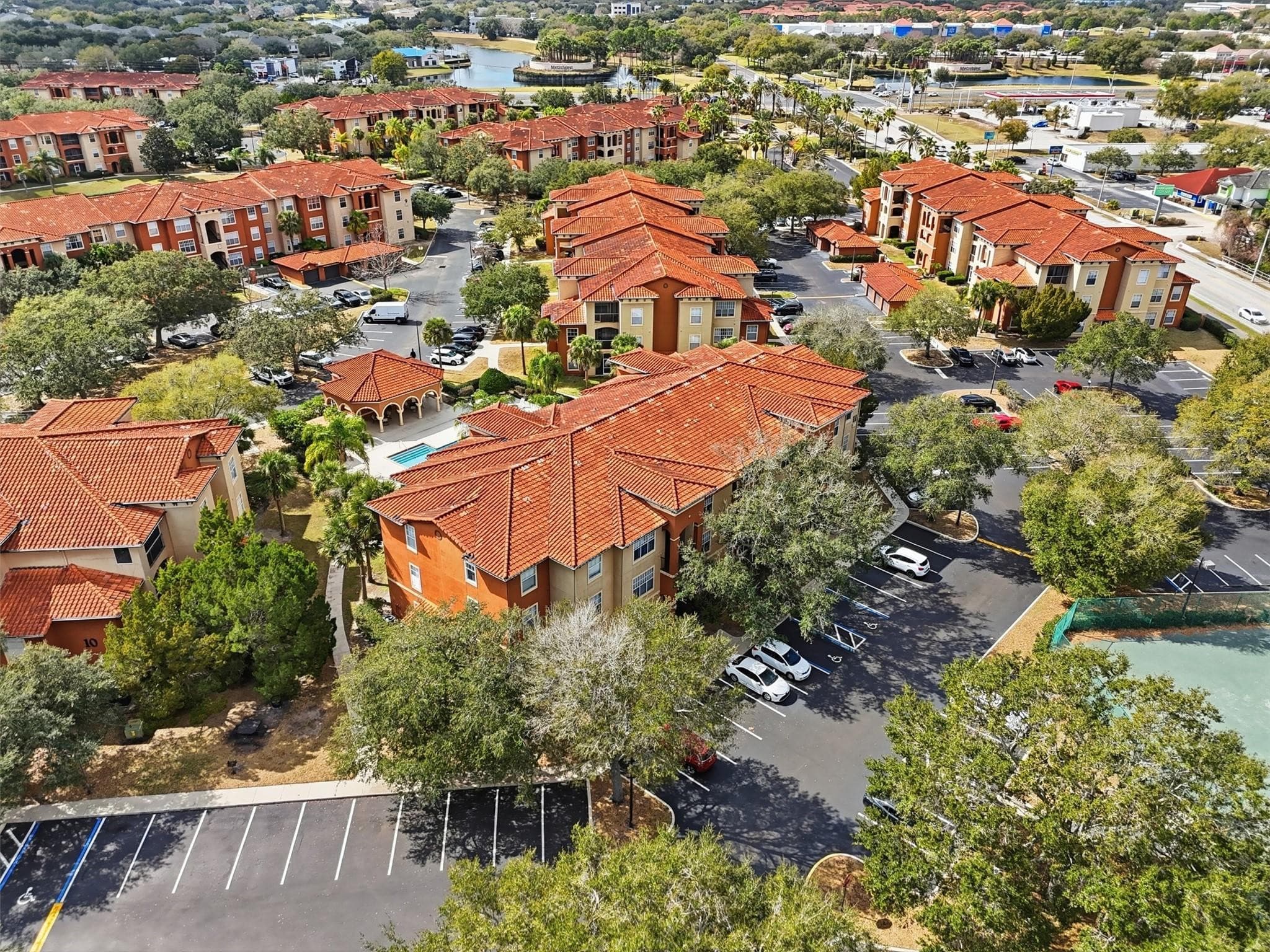 5518 Metrowest Boulevard 11-104, Orlando, FL 32811 3