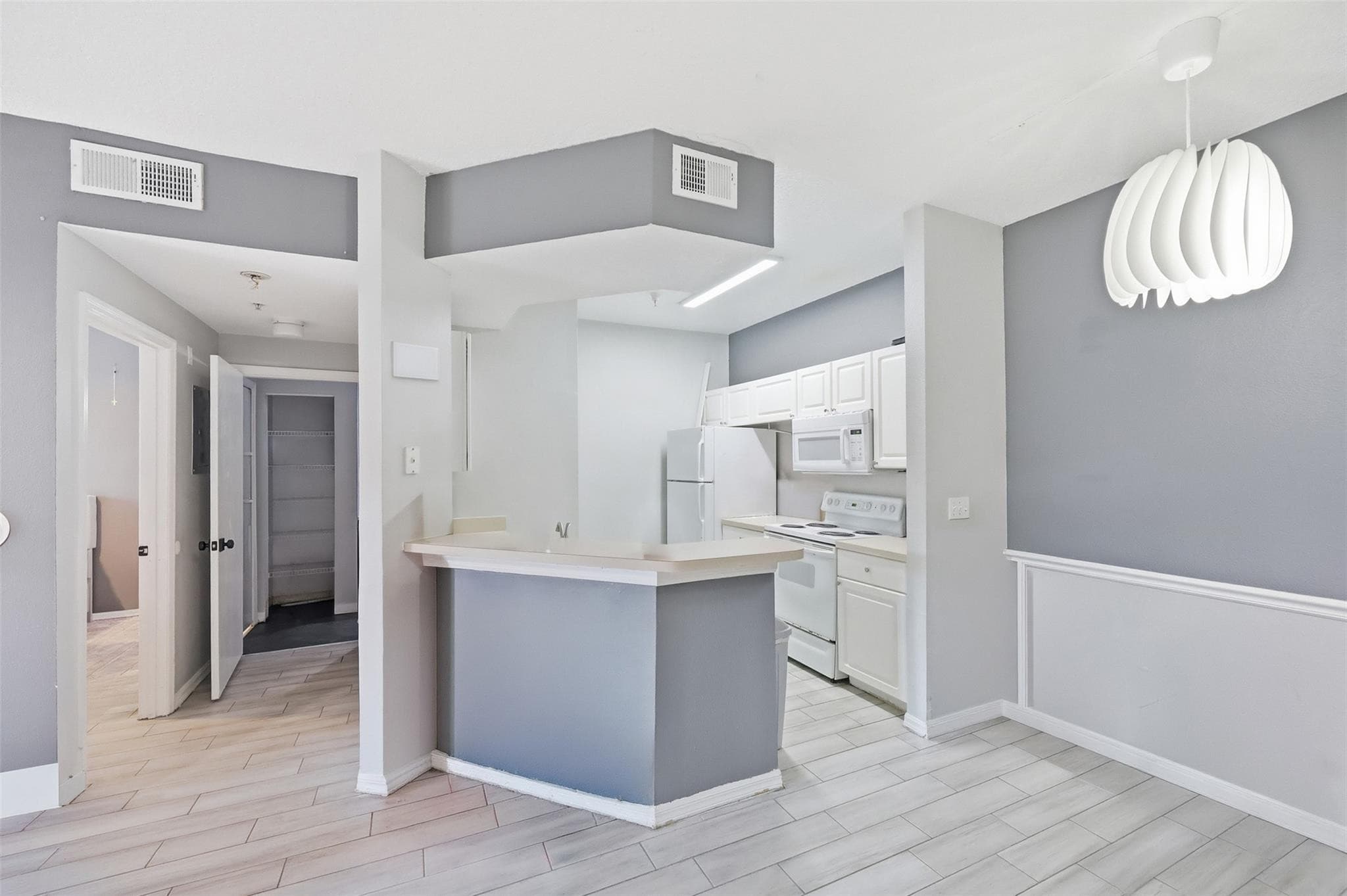 5518 Metrowest Boulevard 11-104, Orlando, FL 32811 10