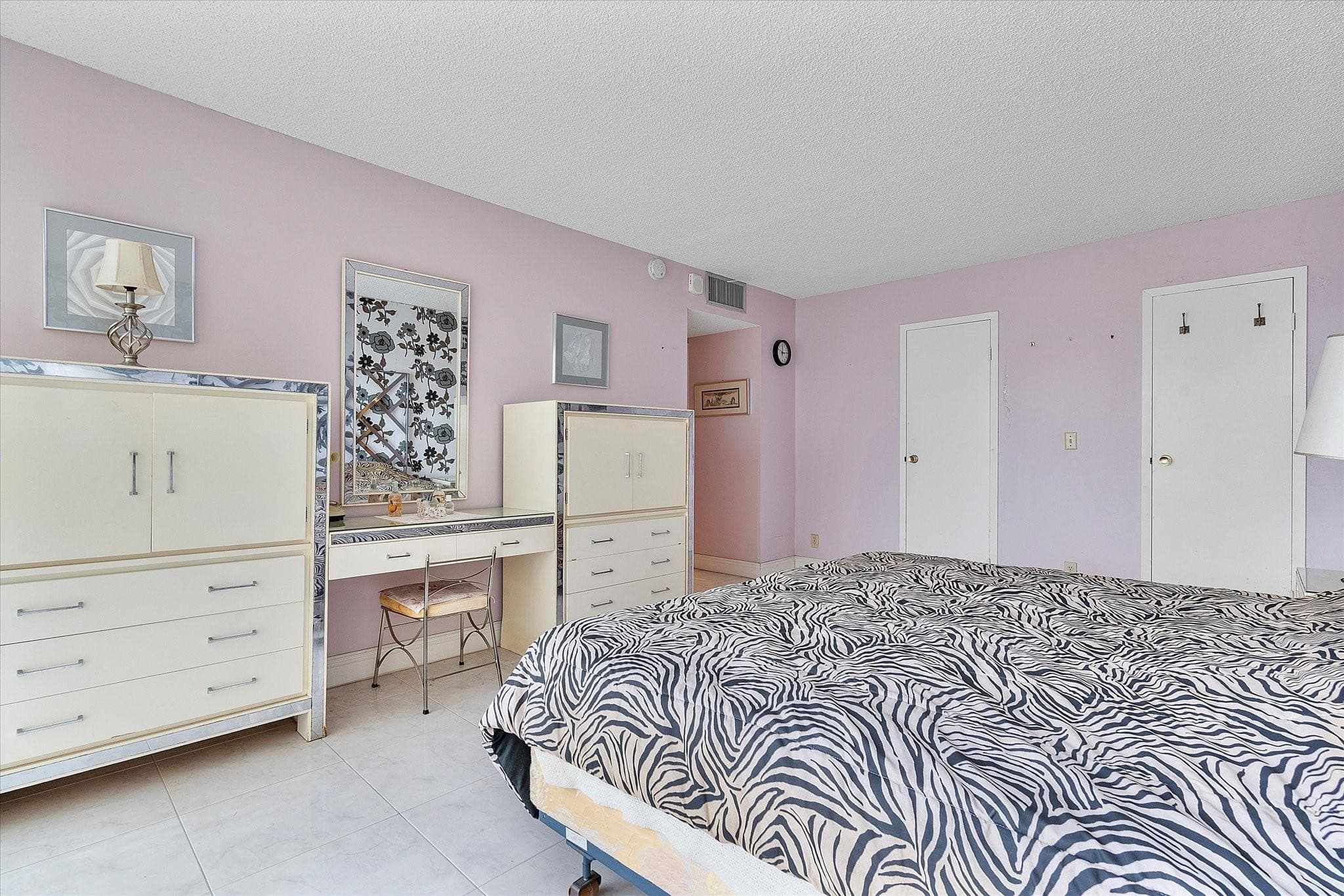 2017 S Ocean Drive 710, Hallandale Beach, FL 33009 34