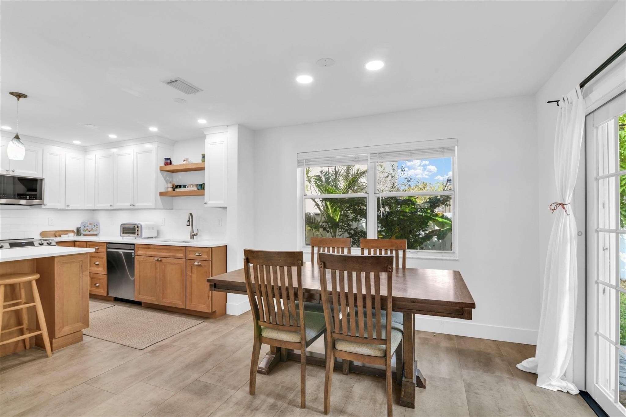 843 NW 98th Avenue, Plantation, FL 33324 11