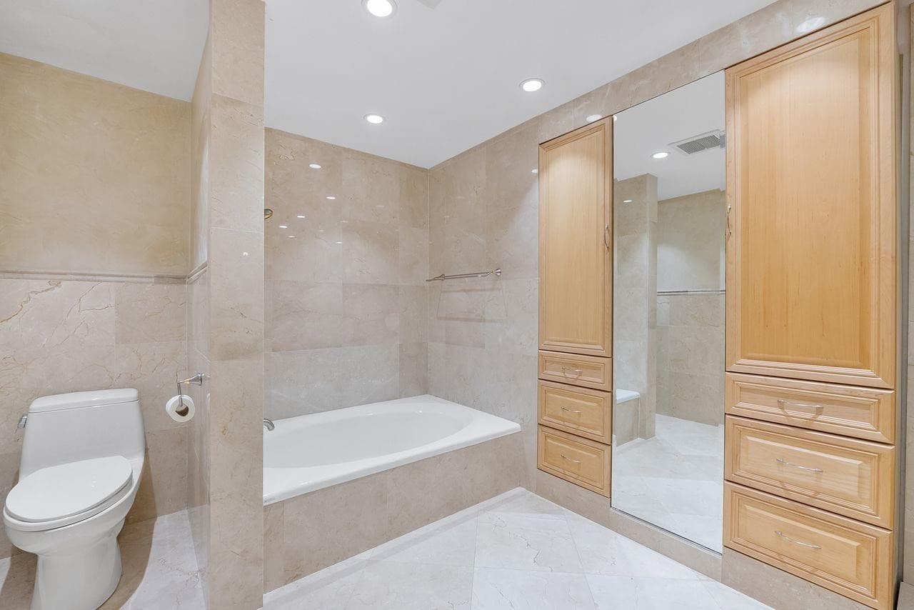 1800 S Ocean Boulevard 410, Lauderdale-By-The-Sea, FL 33062 30