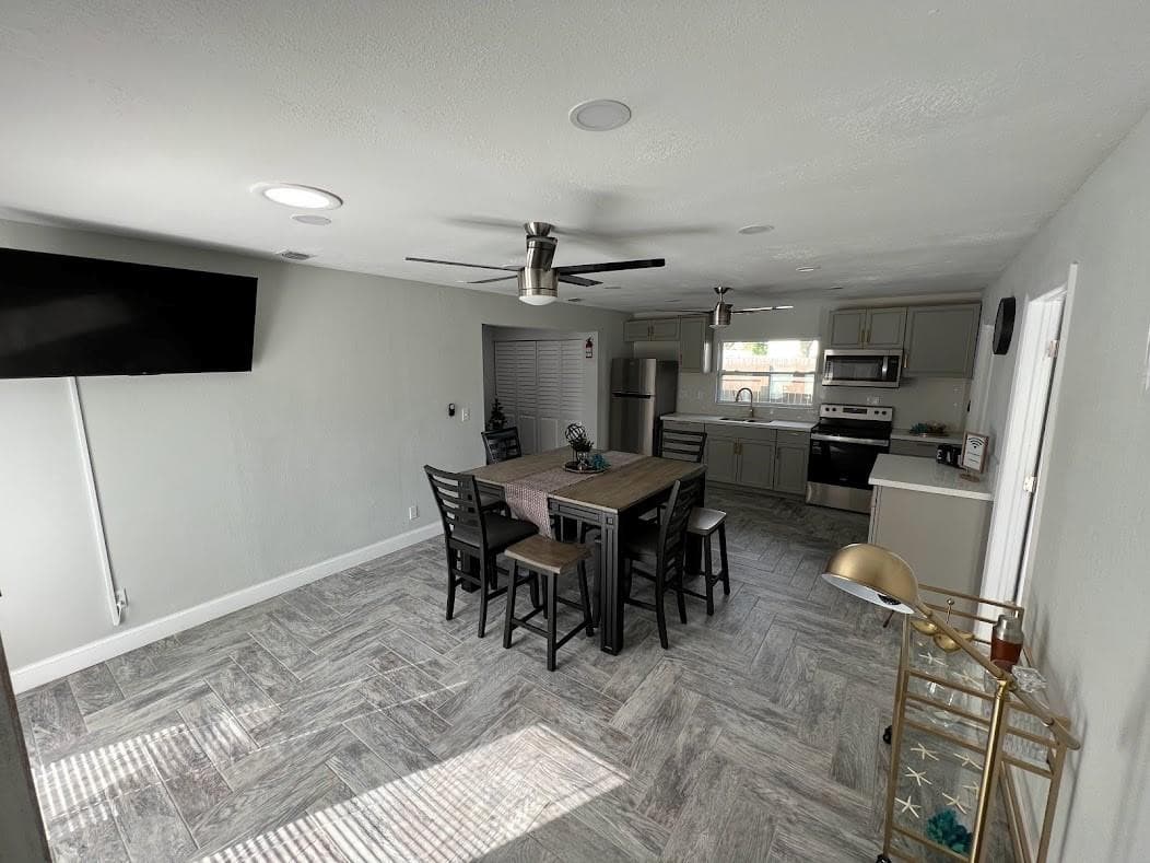 1810 Elizabeth Street, Melbourne, FL 32901 9