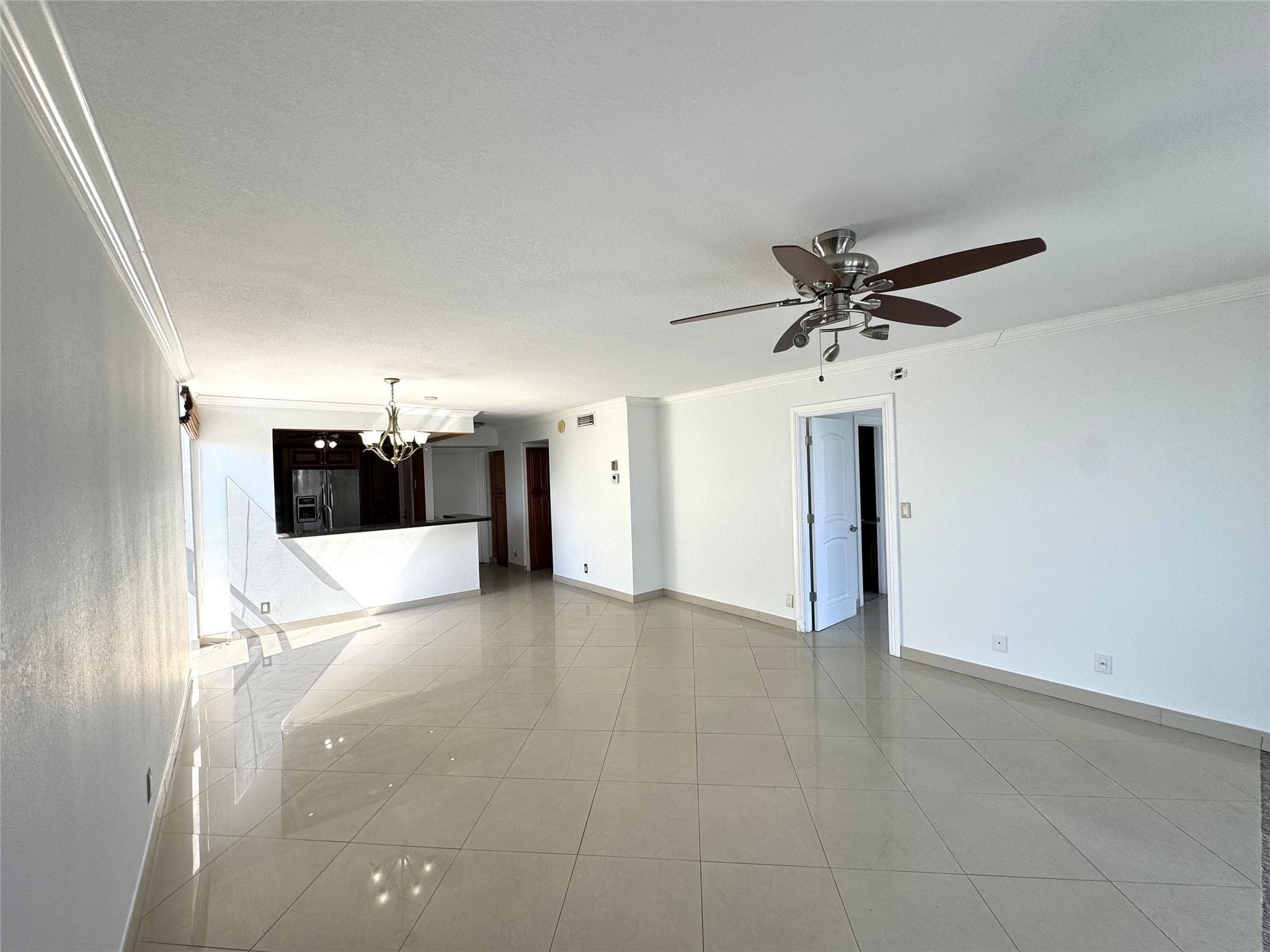 4800 Bayview Drive 406, Fort Lauderdale, FL 33308 3