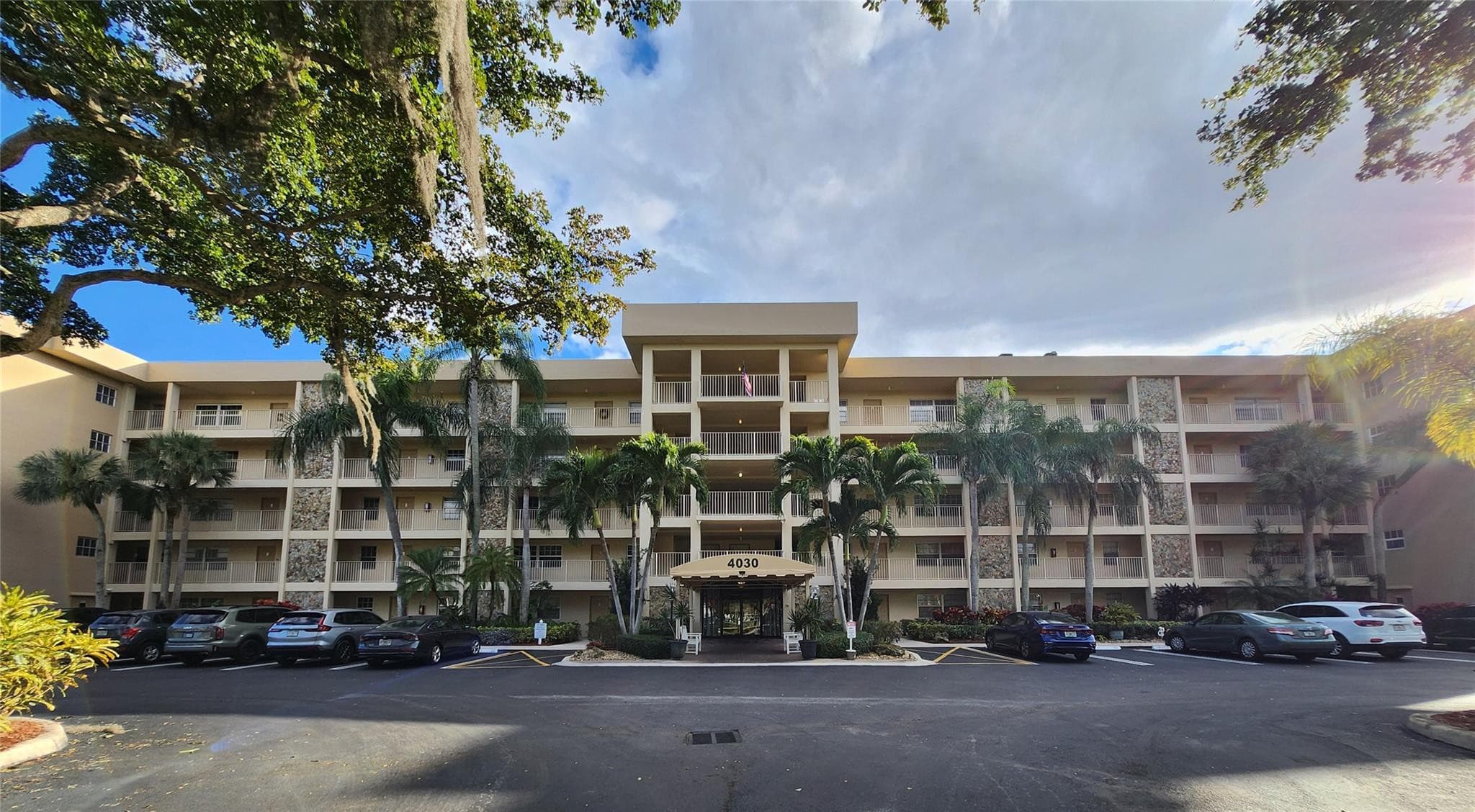 4030 W Palm Aire Drive 101, Pompano Beach, FL 33069 4