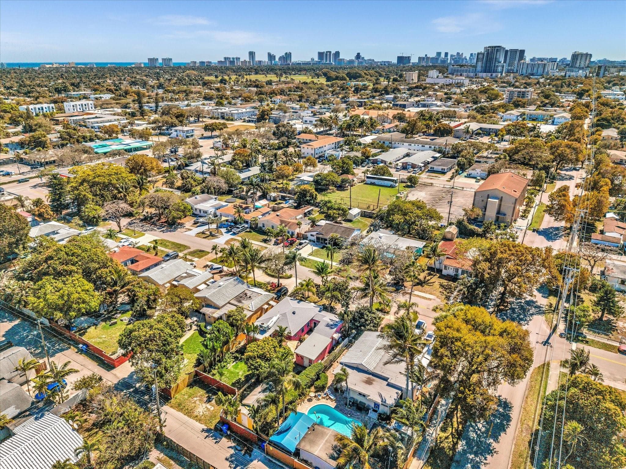 1835 Roosevelt Street, Hollywood, FL 33020 34