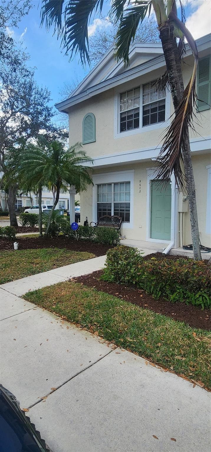 5602 NW 99th Way, Coral Springs, FL 33076 2