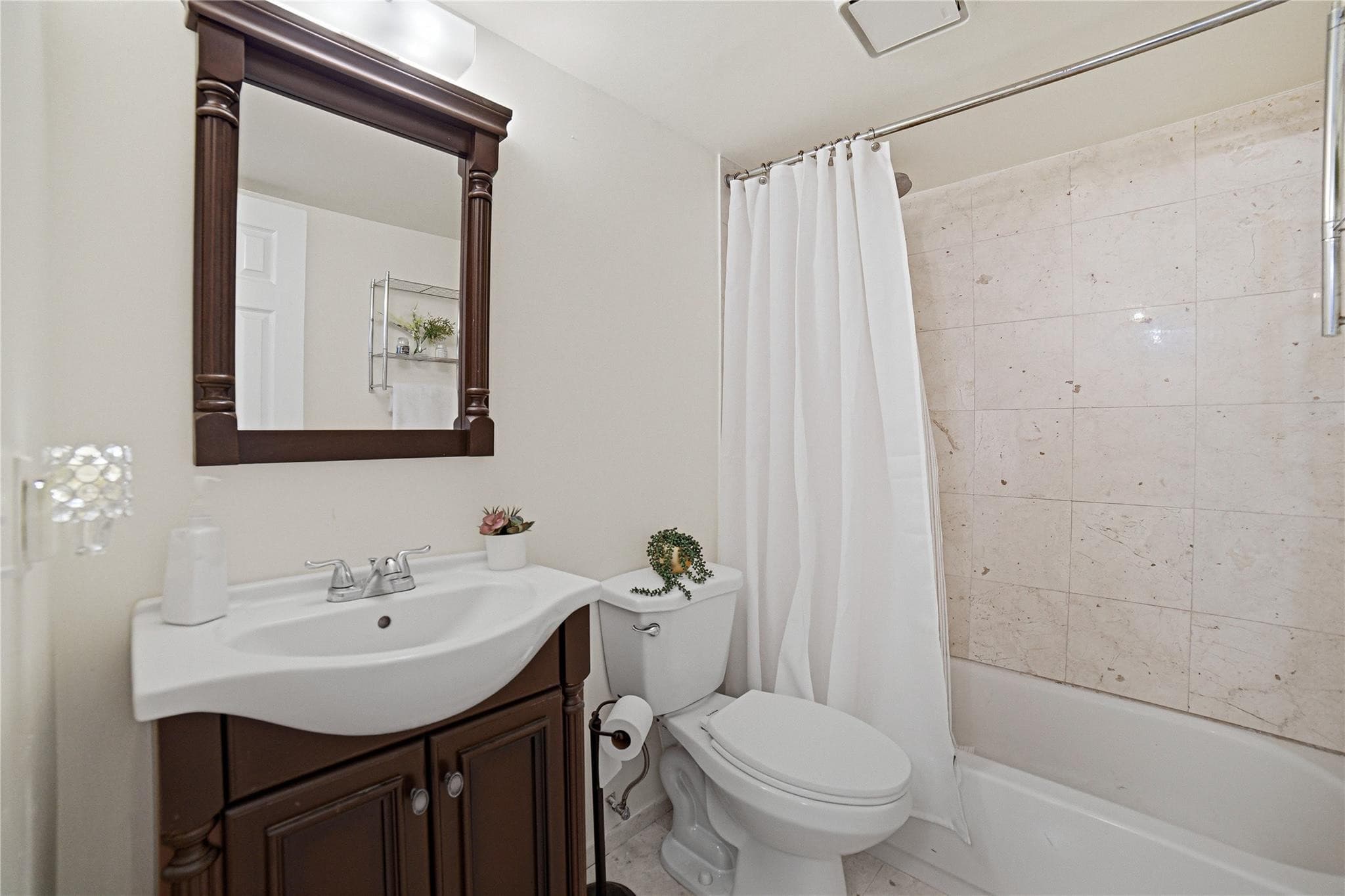 7653 NW 79th Avenue 114, Tamarac, FL 33321 23