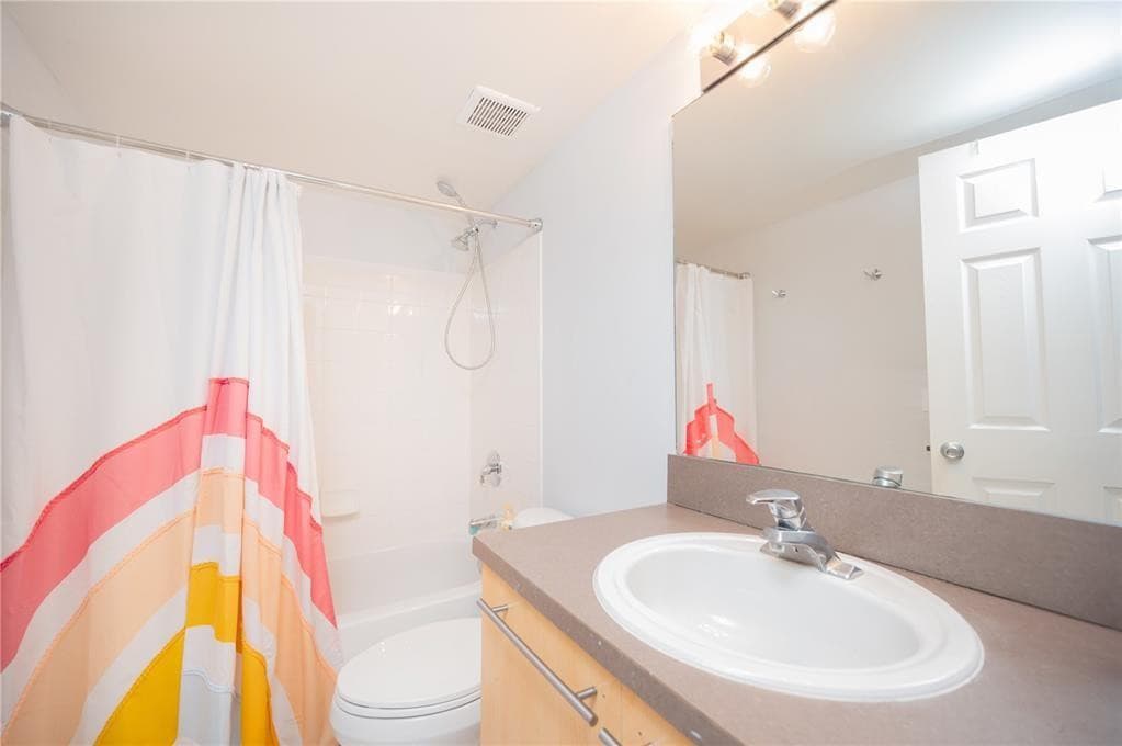 2841 NE 185th Street 514, Miami, FL 33180 17