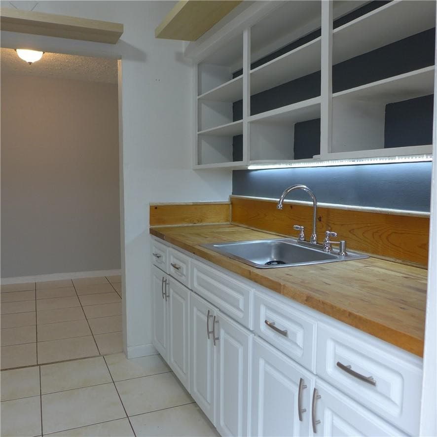812 NE 15 Avenue, Fort Lauderdale, FL 33304 12