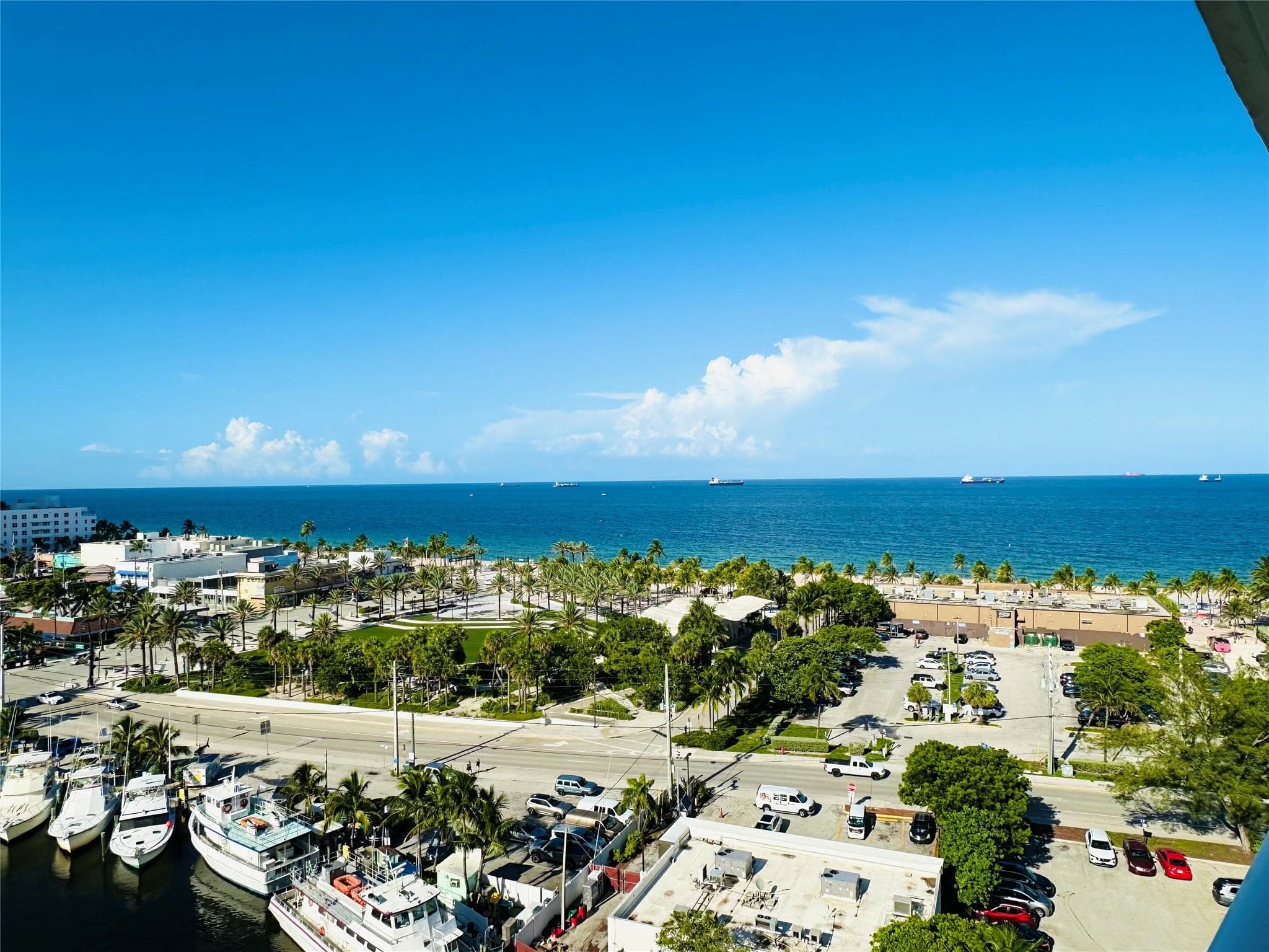 1 Las Olas Circle 1117, Fort Lauderdale, FL 33316 26
