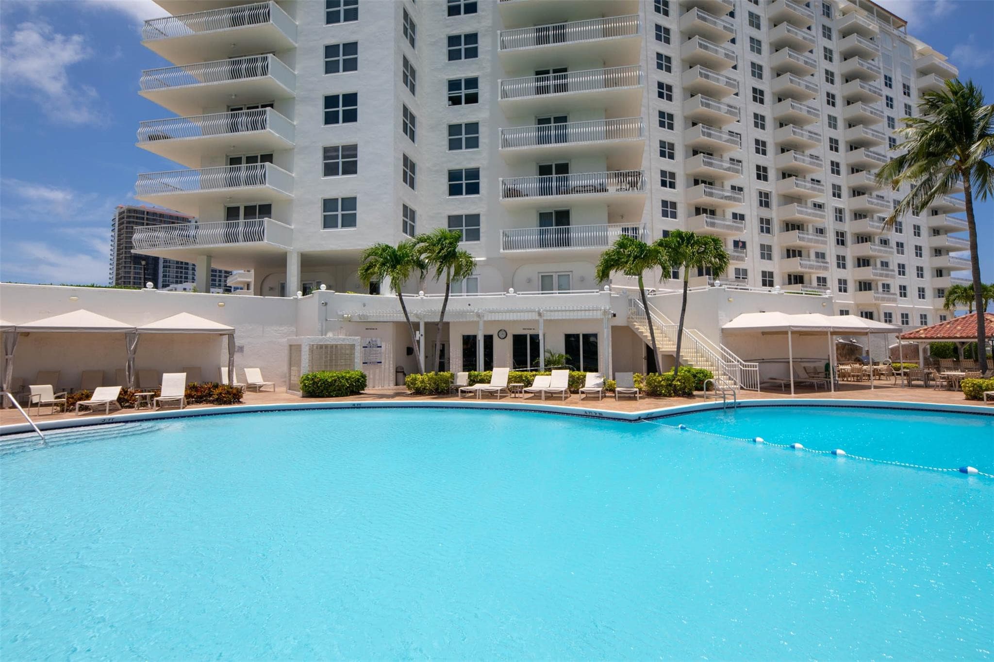 1 Las Olas Circle 1117, Fort Lauderdale, FL 33316 49