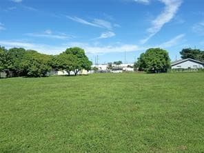 2014 NW 28th Street, Oakland Park, FL 33311 2