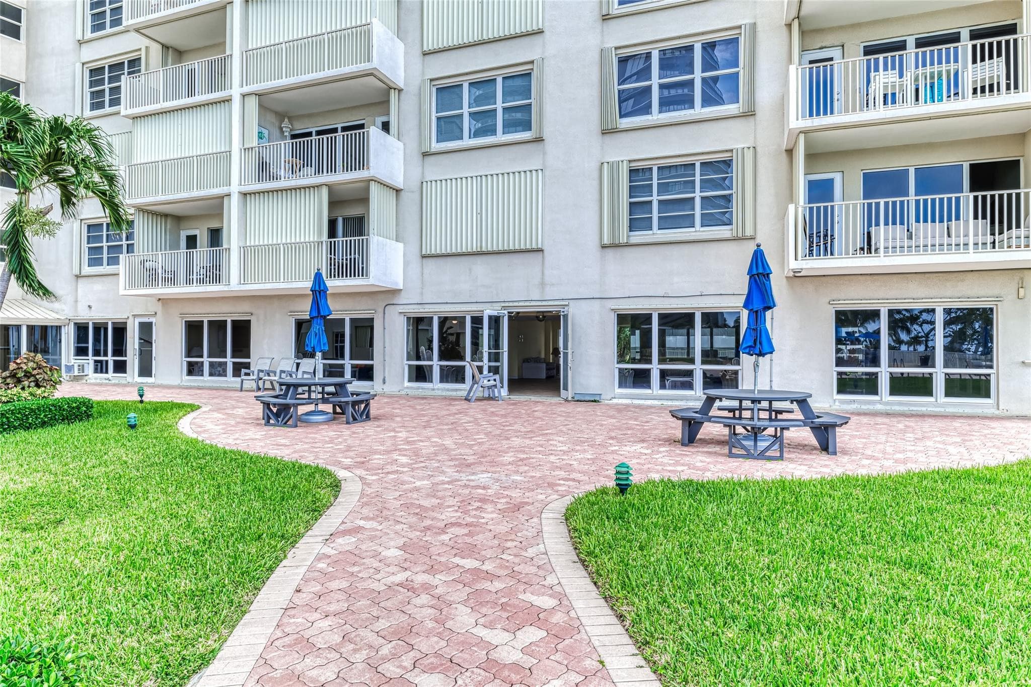 750 N Ocean Boulevard 1503, Pompano Beach, FL 33062 34