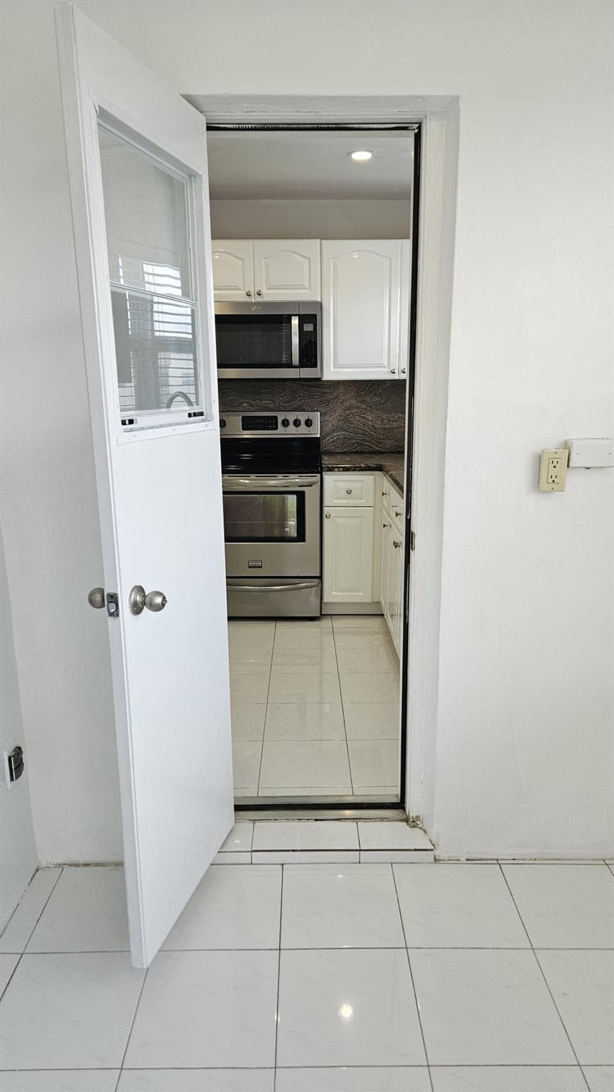4042 NW 19th Street F411, Fort Lauderdale, FL 33313 4