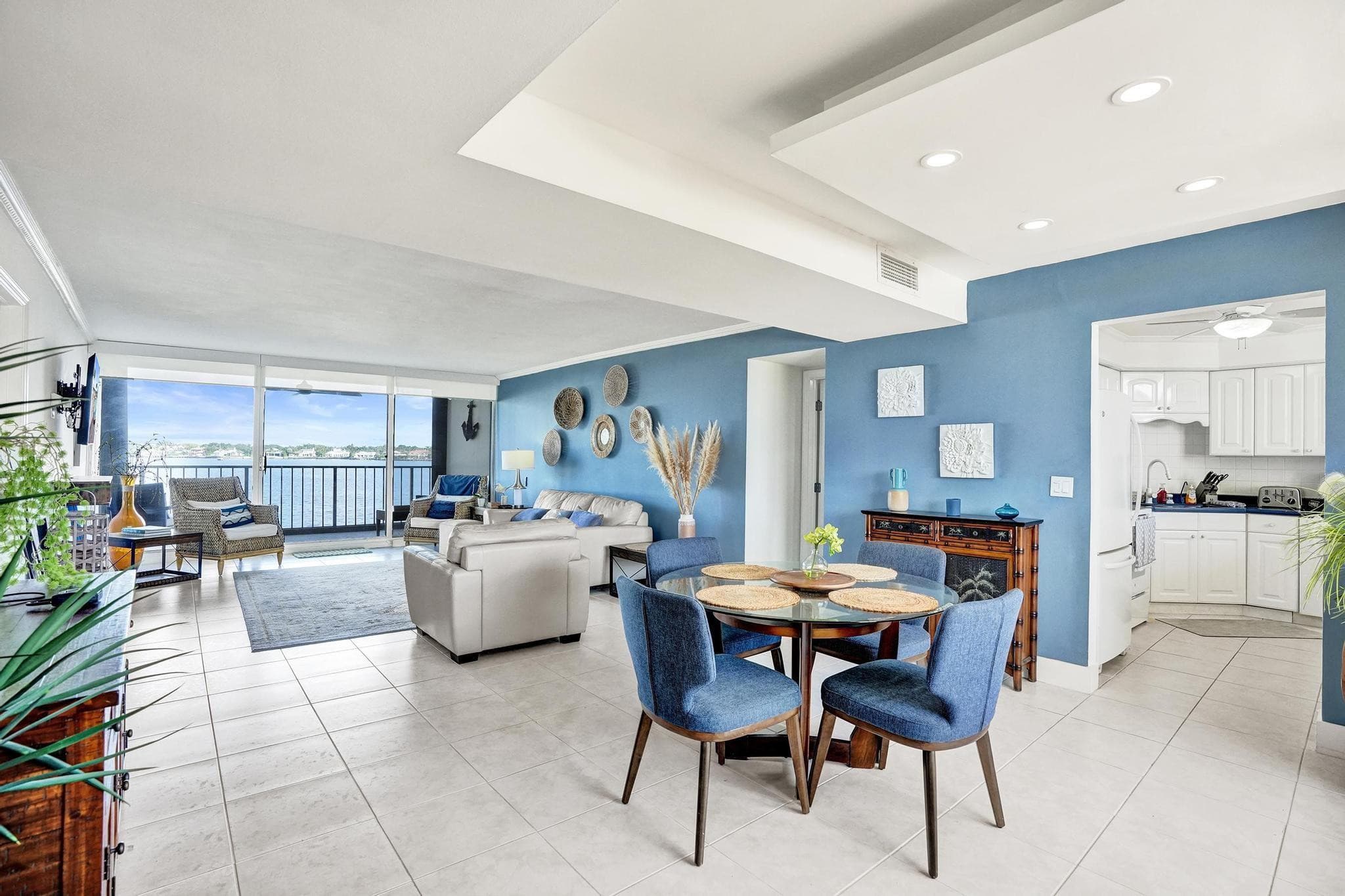 132 Lakeshore Drive 317, North Palm Beach, FL 33408 26