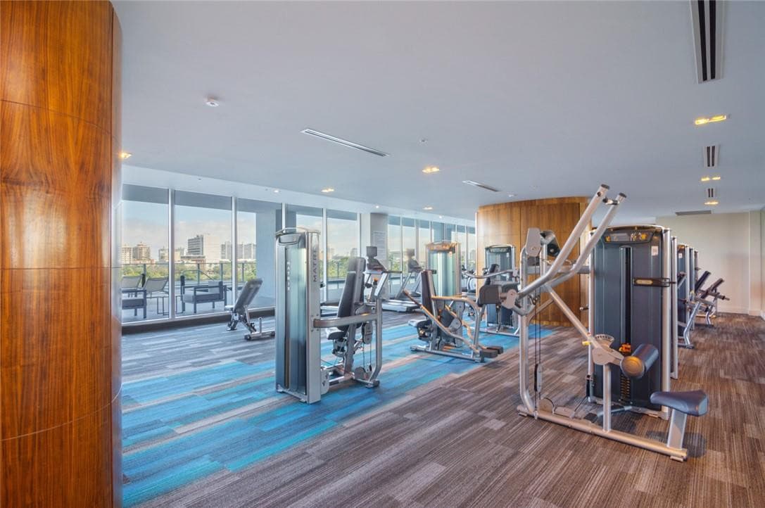 1180 N Federal Highway 1103, Fort Lauderdale, FL 33304 22