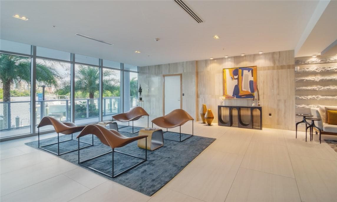 1180 N Federal Highway 1103, Fort Lauderdale, FL 33304 65