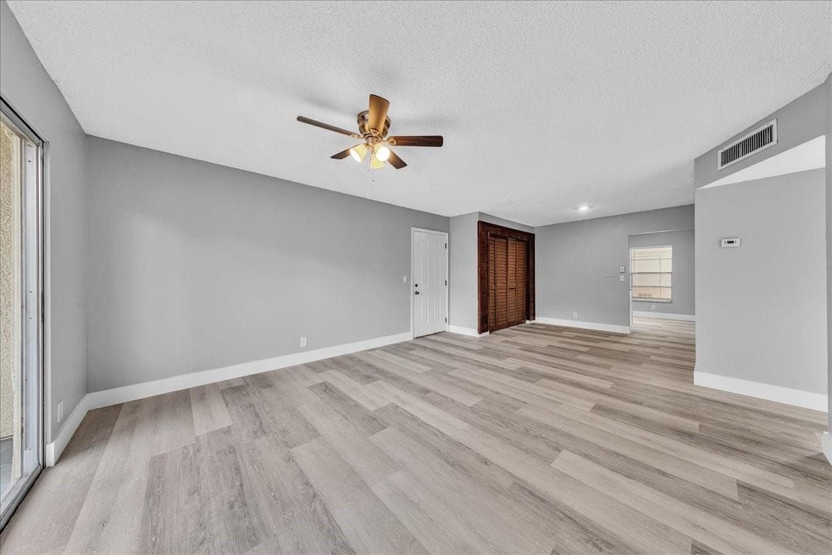 1500 N Congress Avenue C31, West Palm Beach, FL 33401 10
