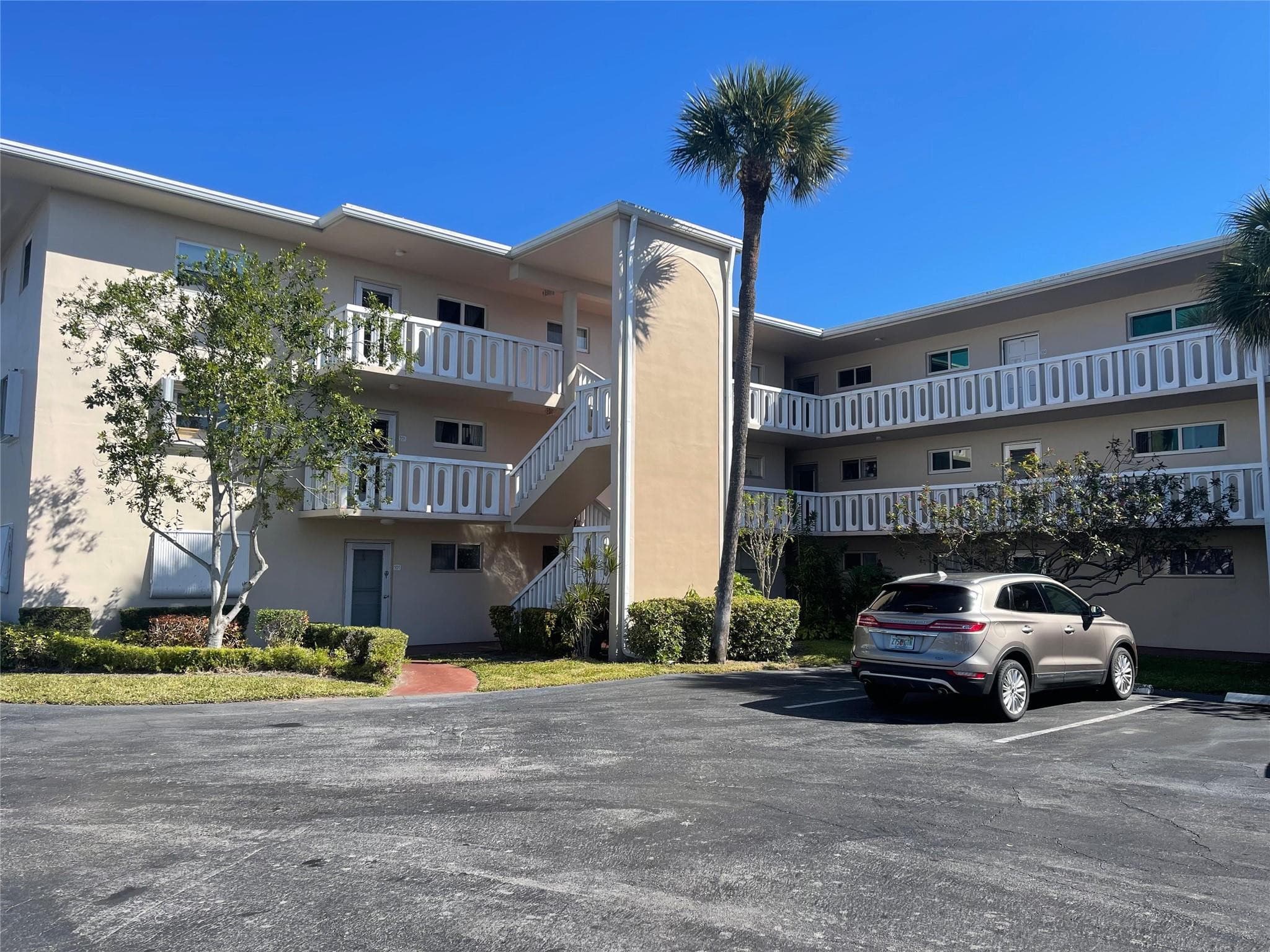 2566 S Garden Drive 108, Lake Worth, FL 33461 15