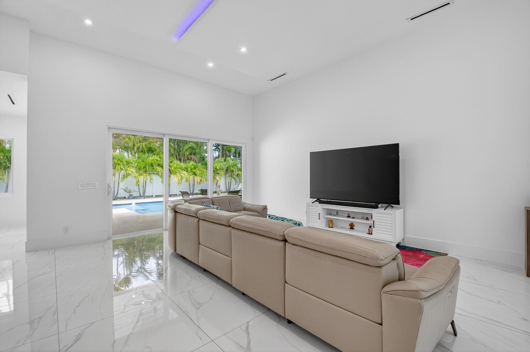 711 NE 6th Street, Boca Raton, FL 33432 15