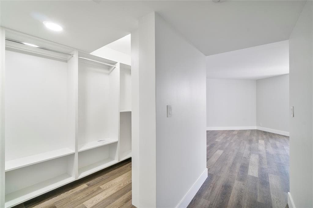 300 Three Islands Boulevard 306, Hallandale Beach, FL 33009 21