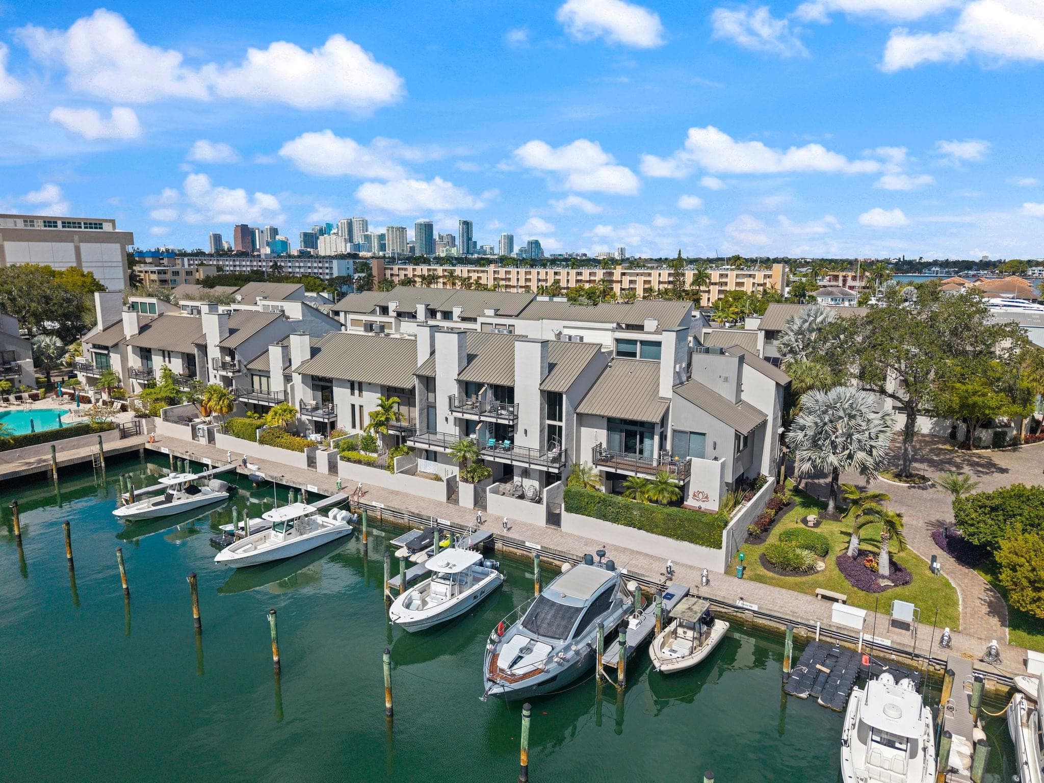 16 Portside Drive 16c, Fort Lauderdale, FL 33316 4