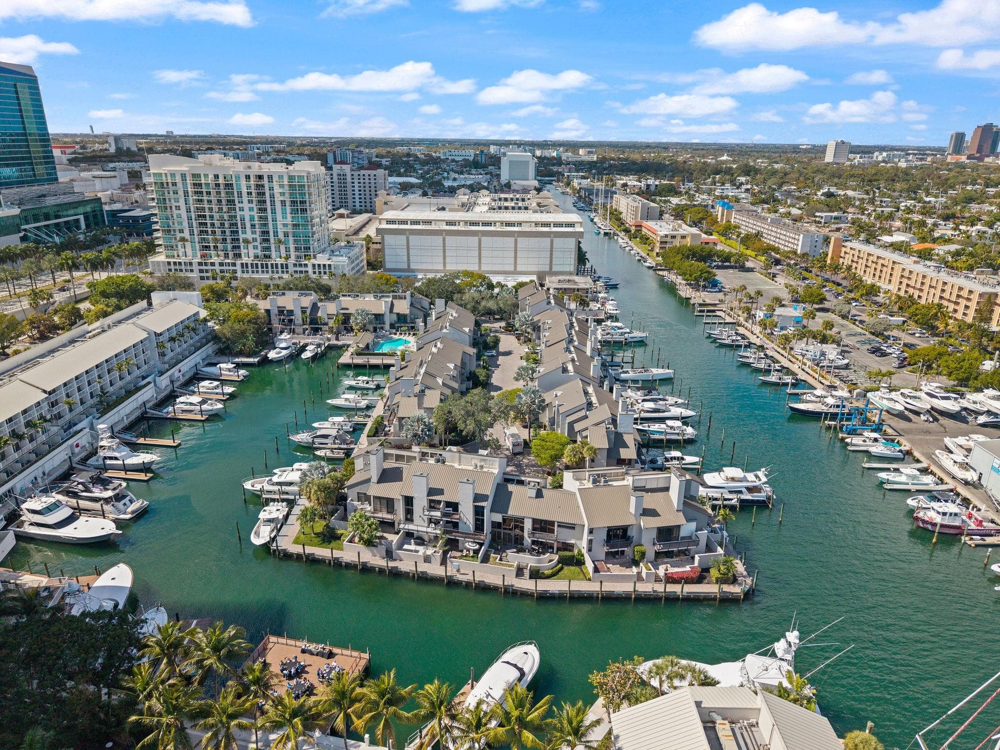 16 Portside Drive 16c, Fort Lauderdale, FL 33316 23