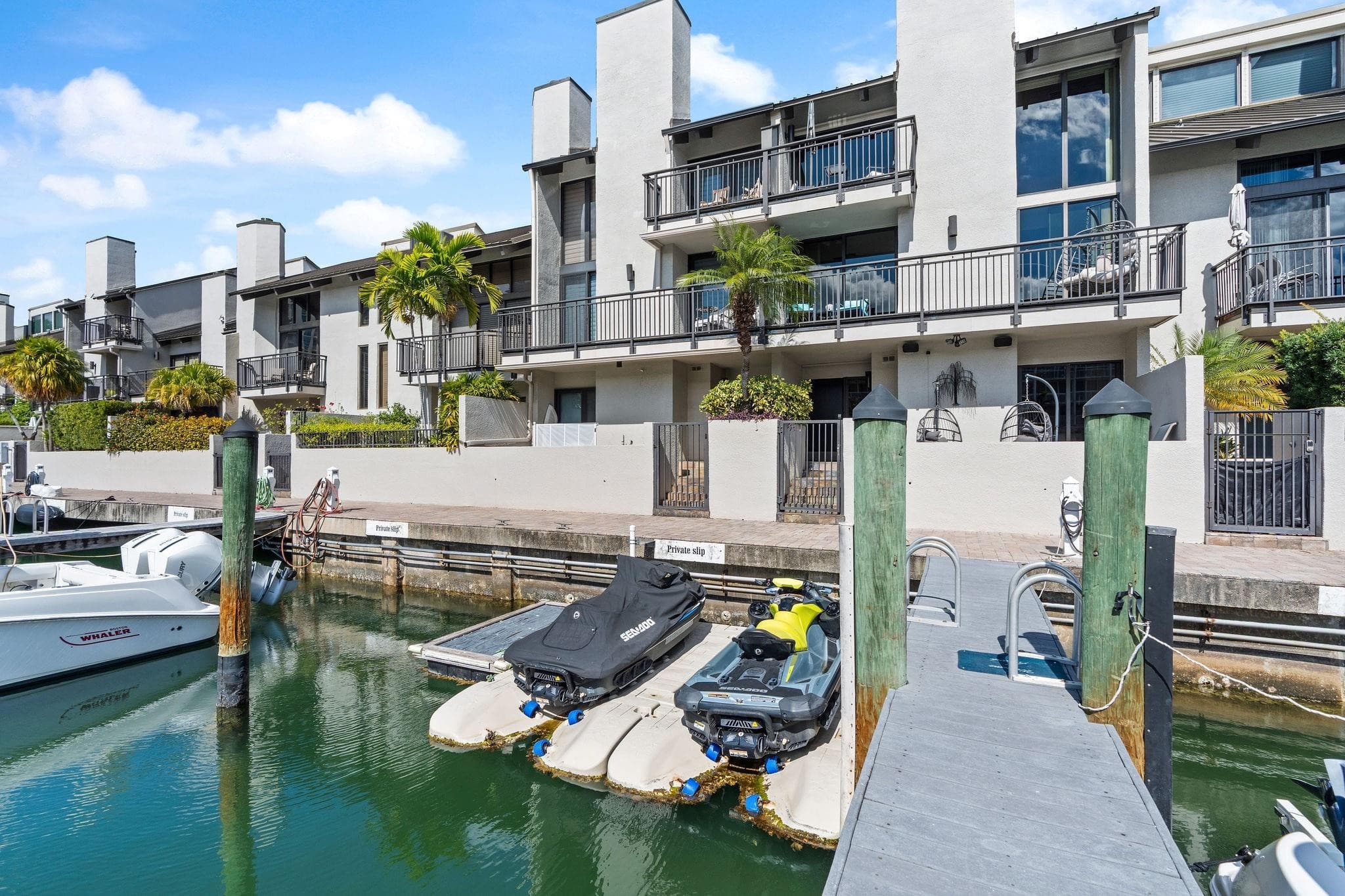 16 Portside Drive 16c, Fort Lauderdale, FL 33316 40