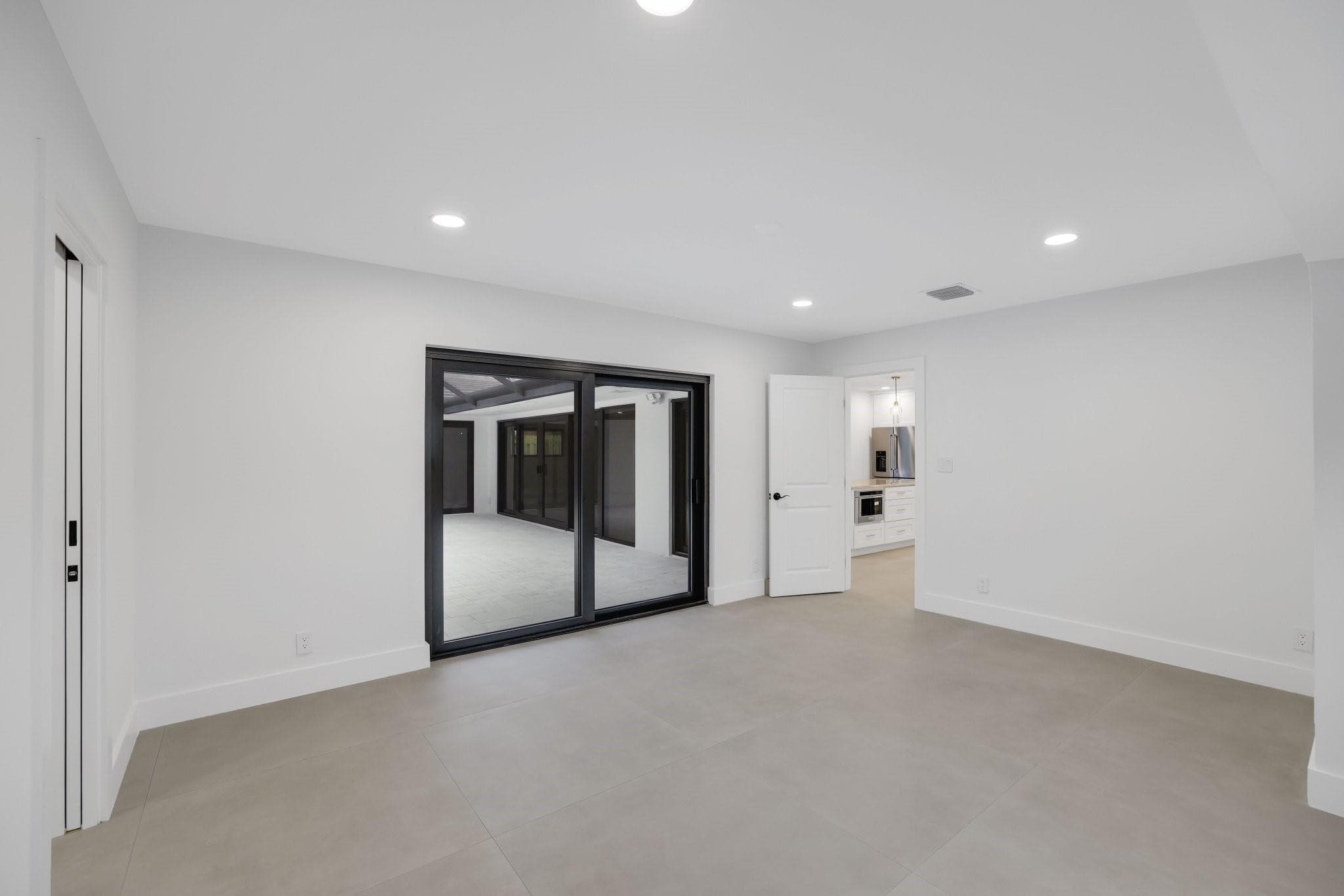 550 SW 6th Avenue, Boca Raton, FL 33486 28