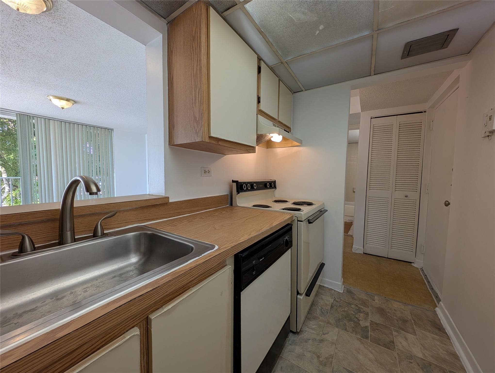 1740 NW North River Drive 329, Miami, FL 33125 7