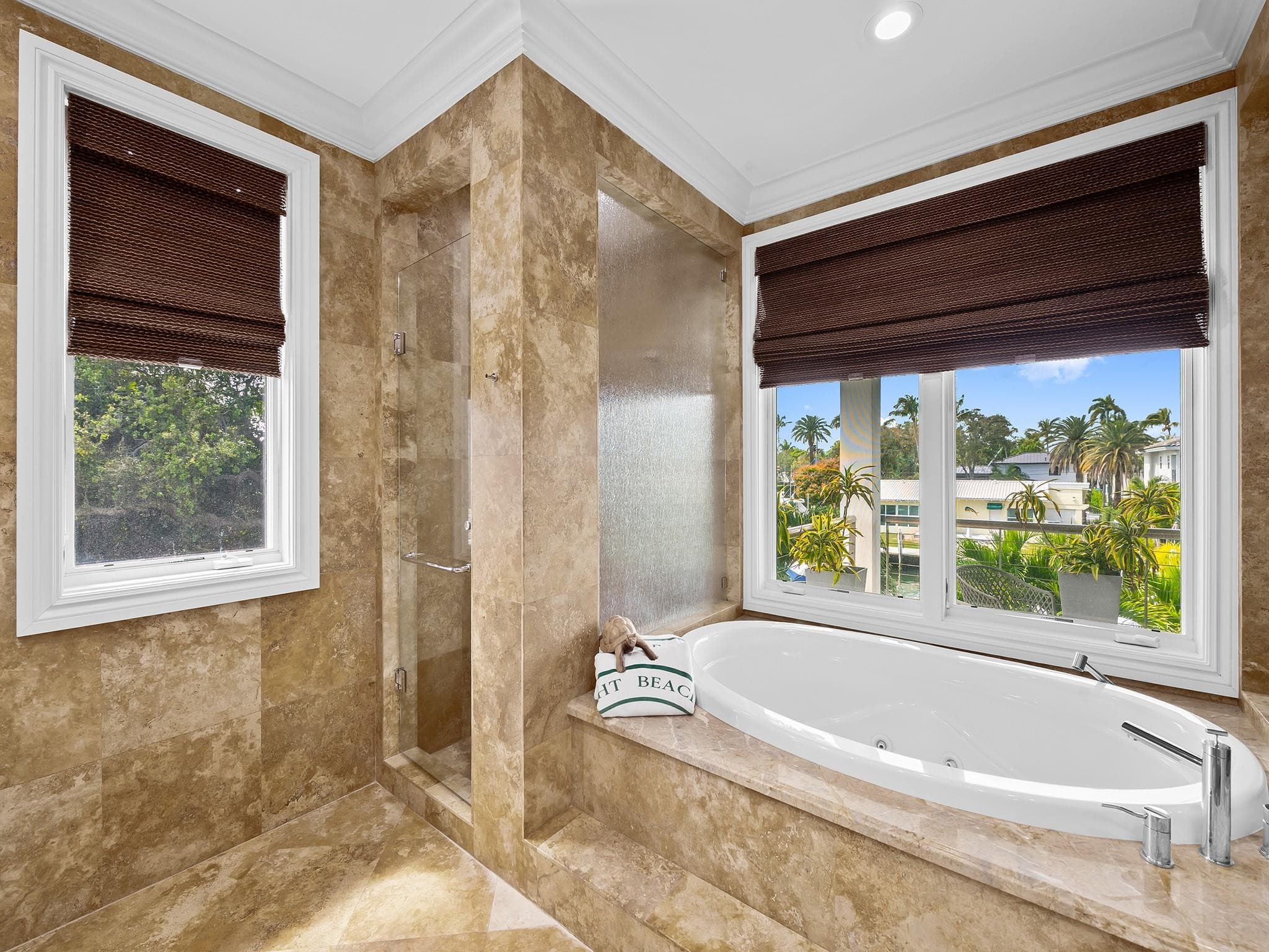717 Solar Isle Drive, Fort Lauderdale, FL 33301 24