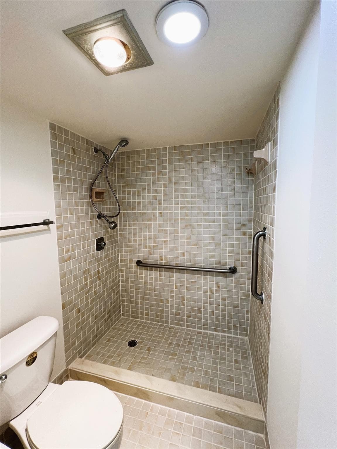 3303 Aruba Way E-4, Coconut Creek, FL 33066 11