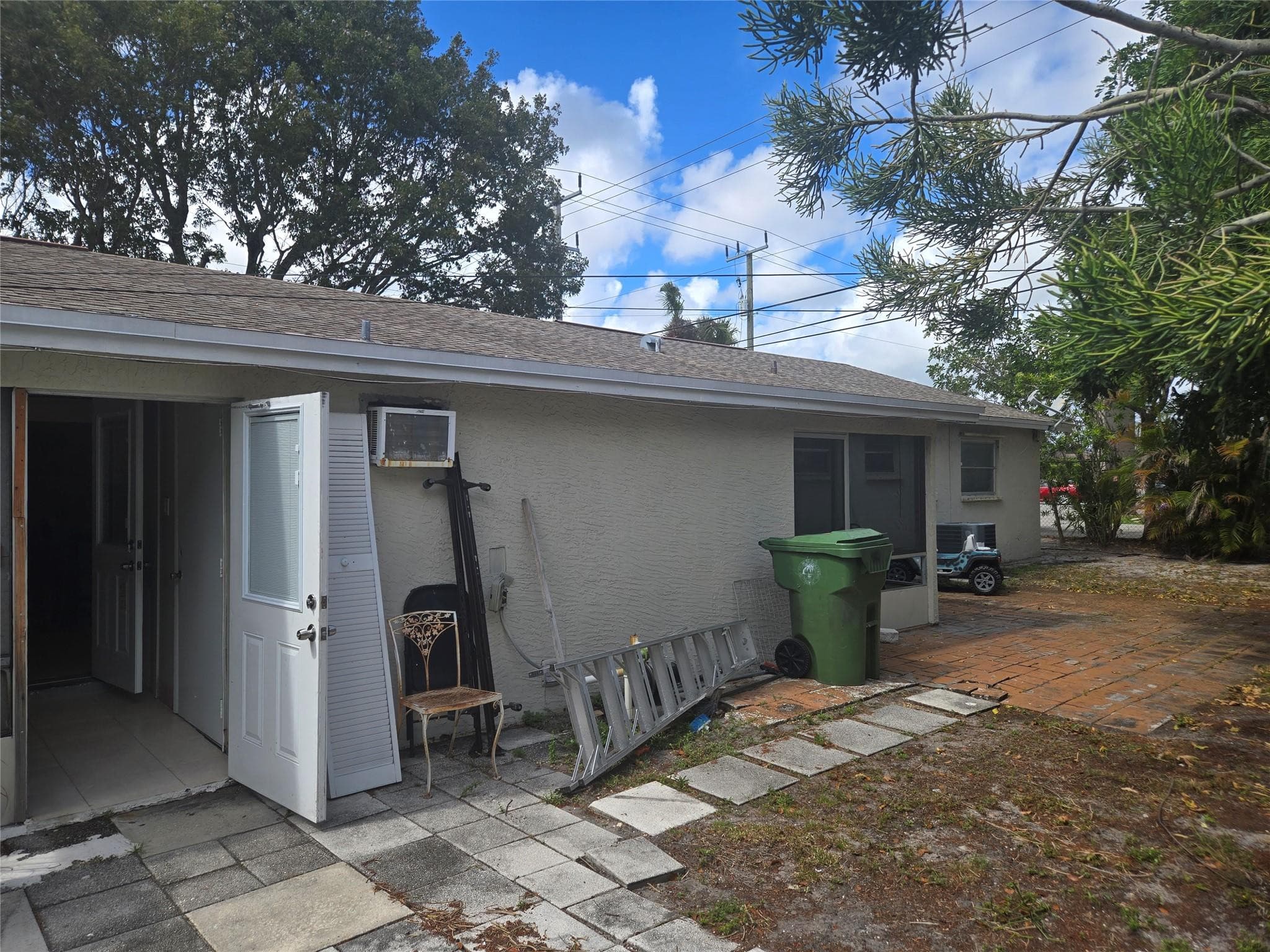 296 Alemeda Drive, Palm Springs, FL 33461 28