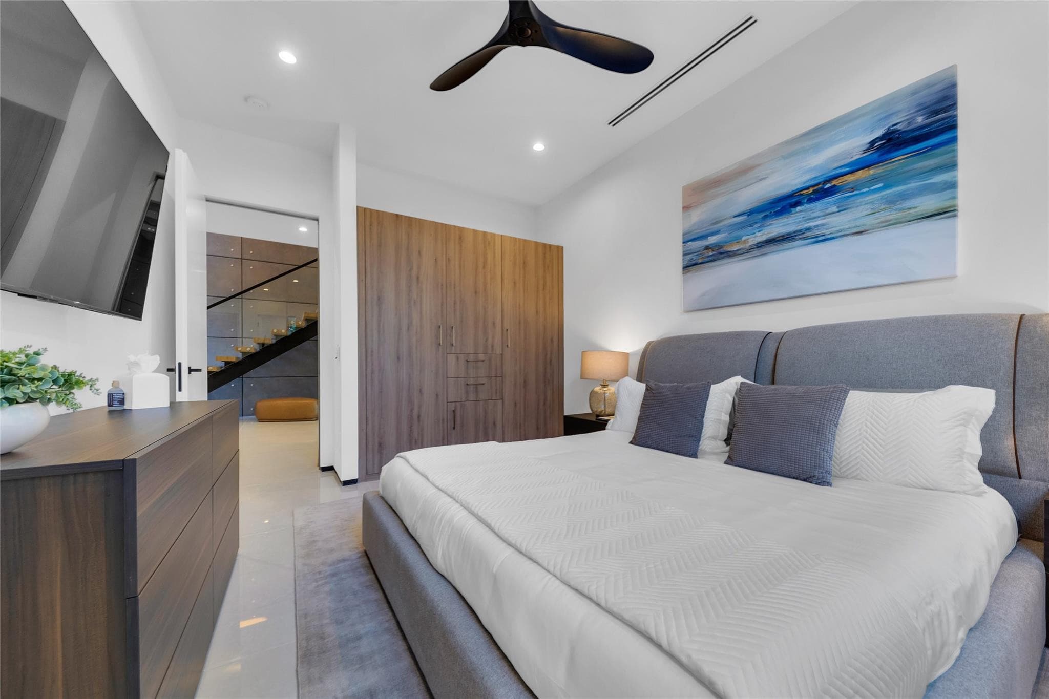 727 NE 17th Way, Fort Lauderdale, FL 33304 58