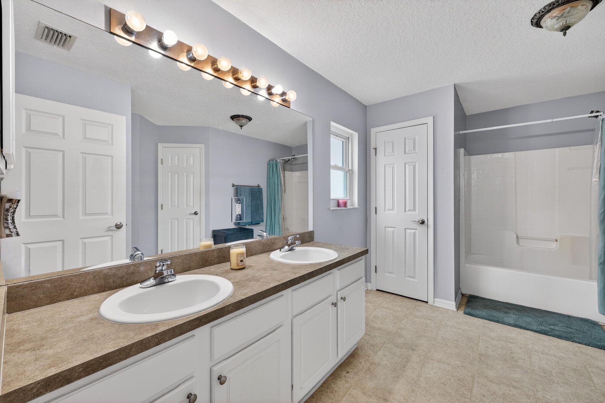 566 SW Sea Holly Terrace, Port St. Lucie, FL 34984 23