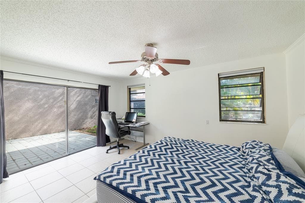 402 Saint Andrews Road 55, Hollywood, FL 33021 5