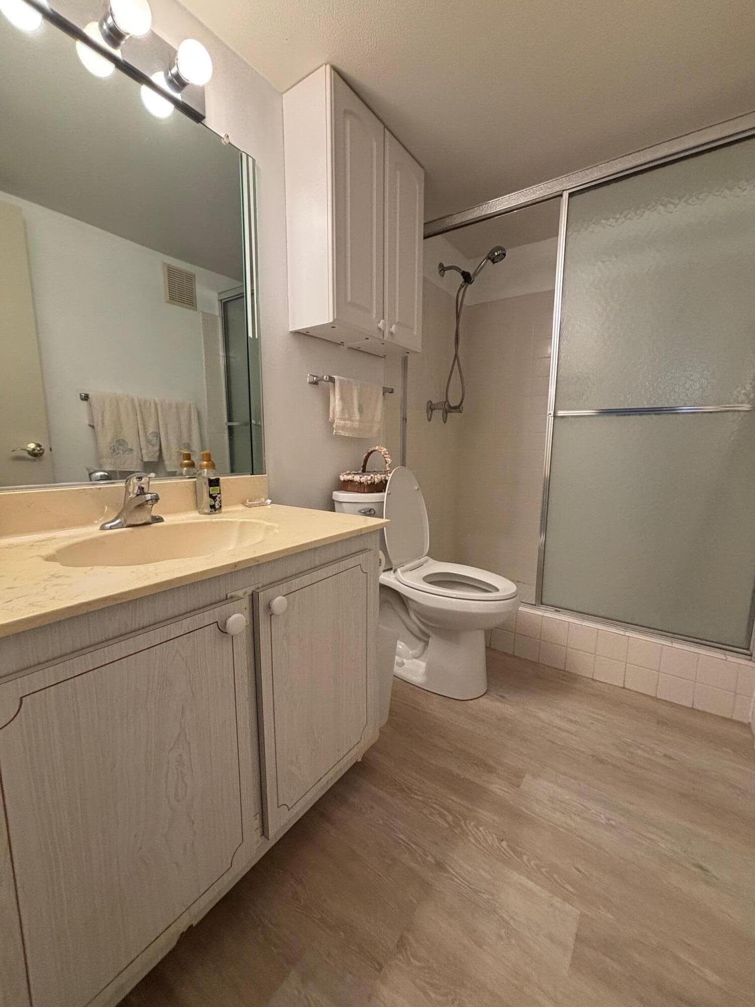 2950 SE Ocean Boulevard 7-5, Stuart, FL 34996 11