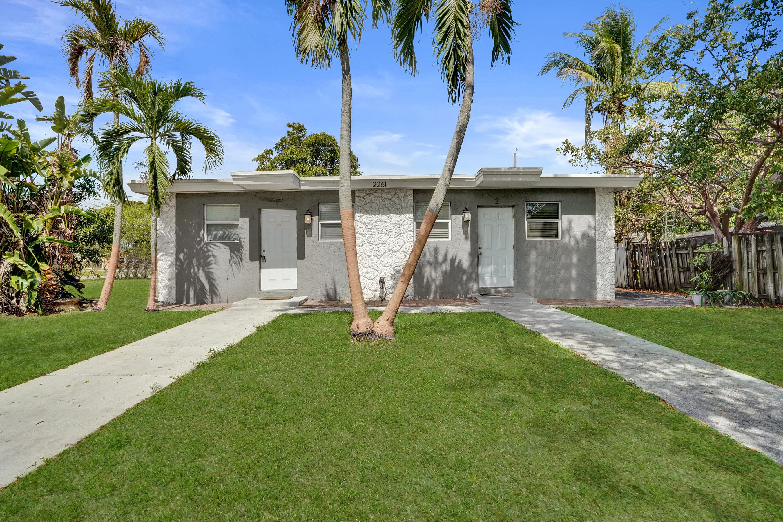 2261 NW 2nd Street, Pompano Beach, FL 33069 3