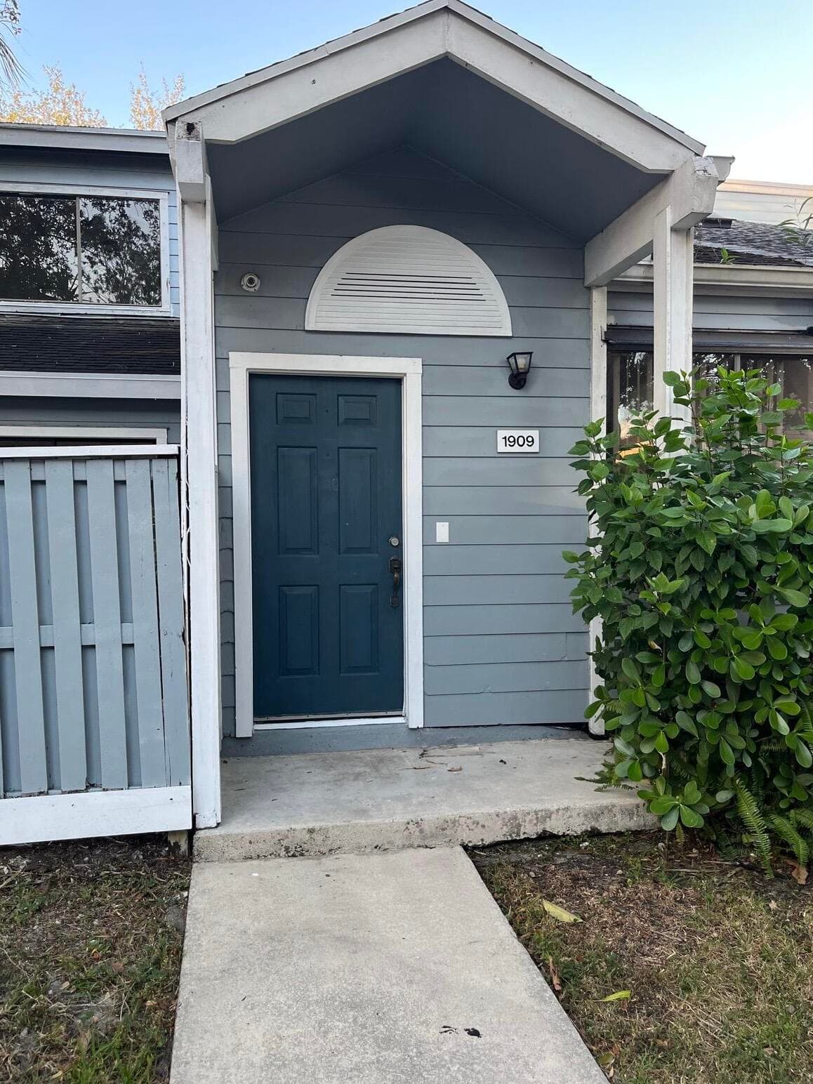 1909 Players Place, North Lauderdale, FL 33068