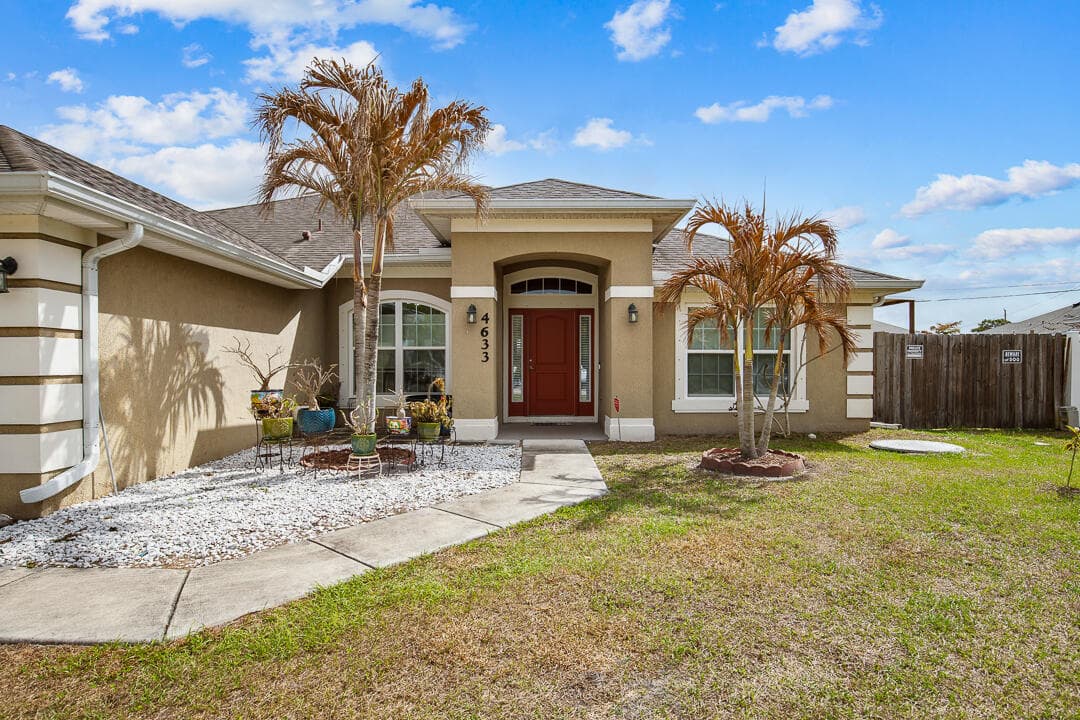 4633 SW Junietta Terrace, Port St. Lucie, FL 34953 33