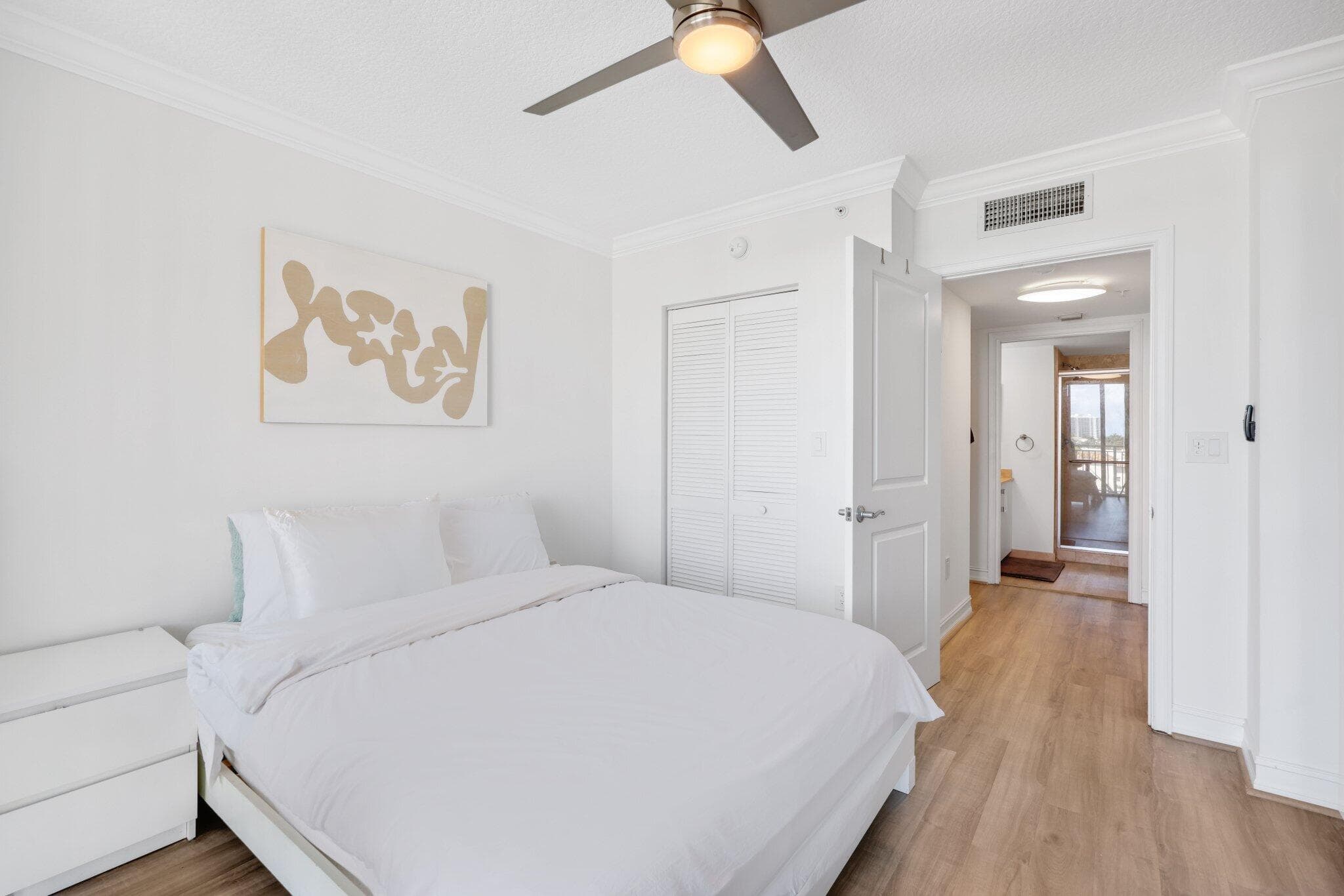 99 SE Mizner Boulevard 609, Boca Raton, FL 33432 75