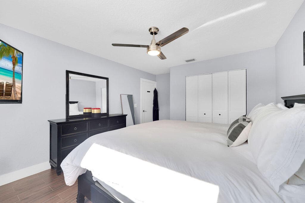 3541 Carlton Lane, Davie, FL 33330 46