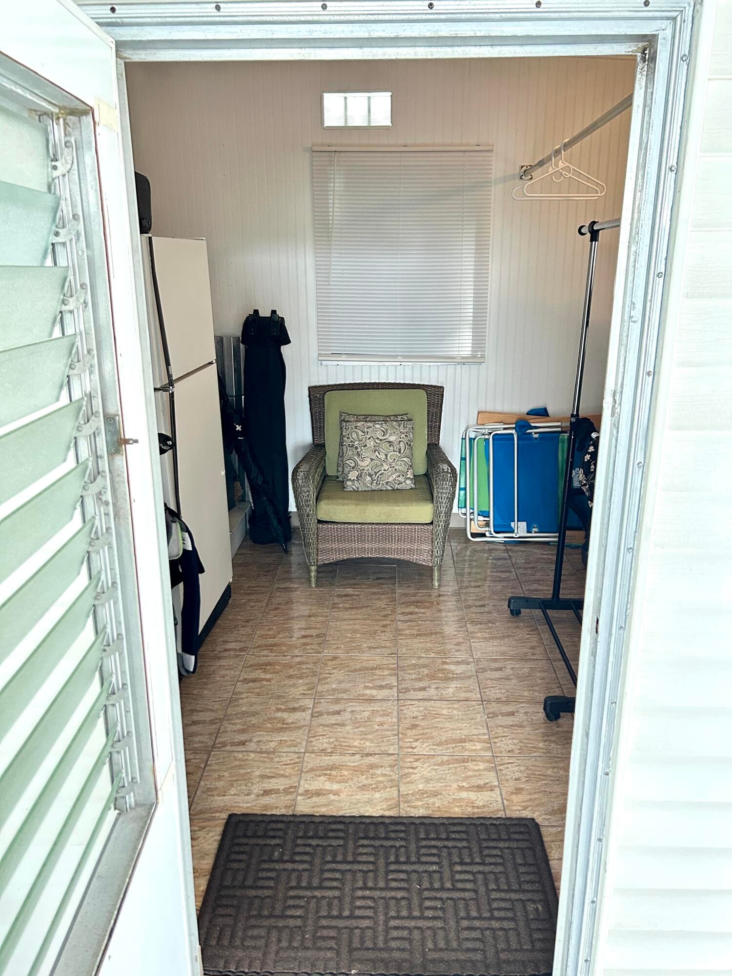 3240 State Street, Hollywood, FL 33021 25