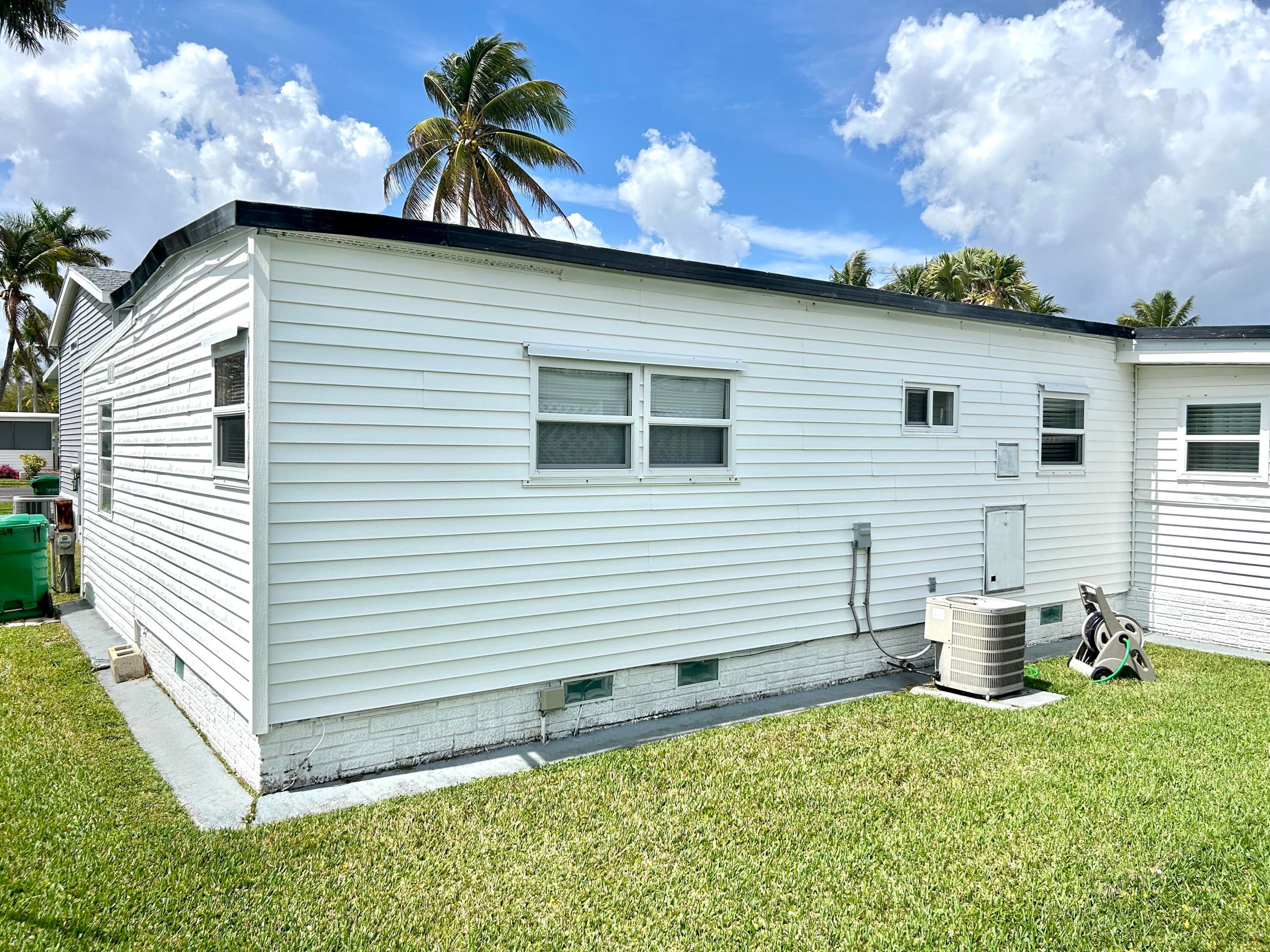 3240 State Street, Hollywood, FL 33021 26