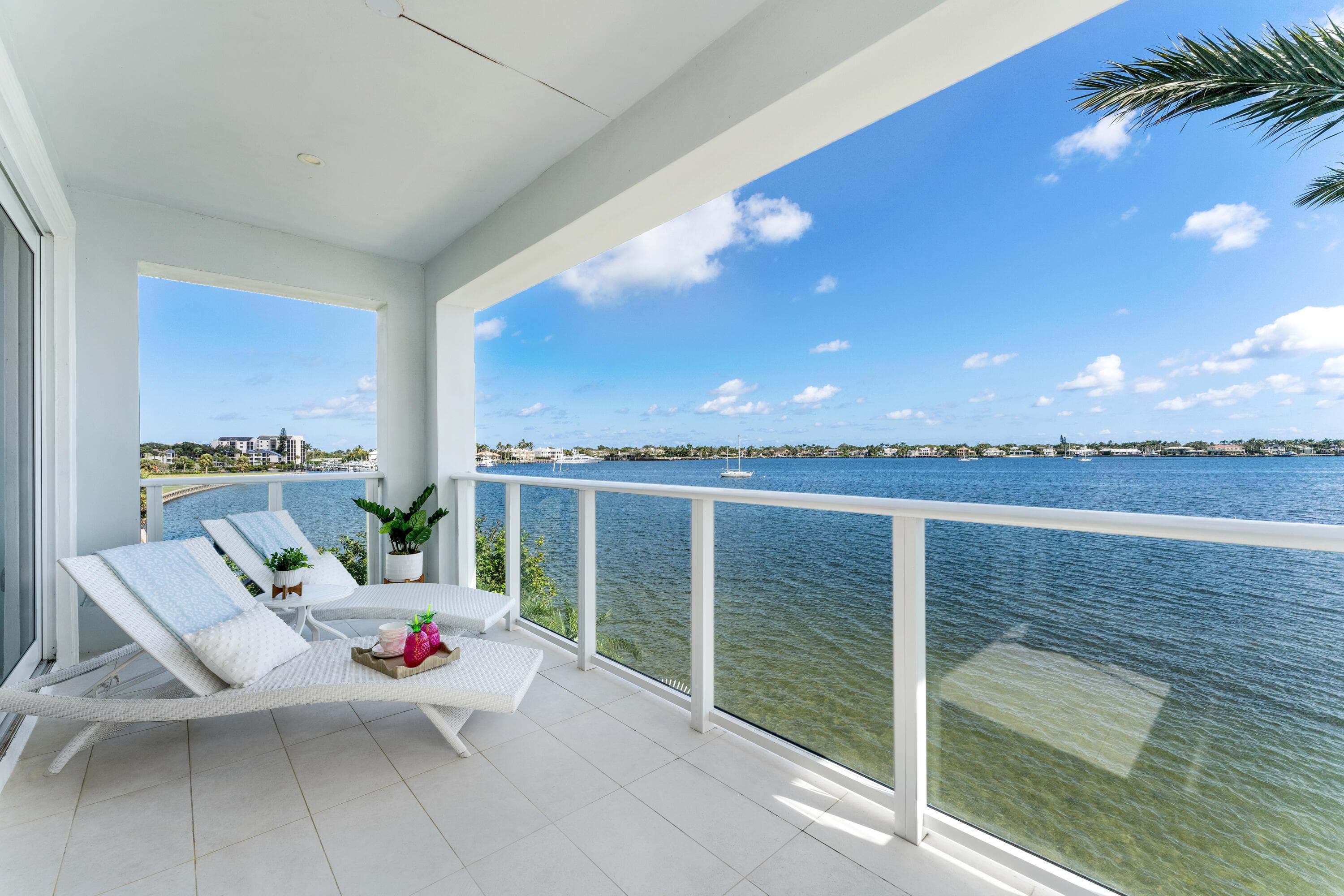 100 Water Club Court N, North Palm Beach, FL 33408 30